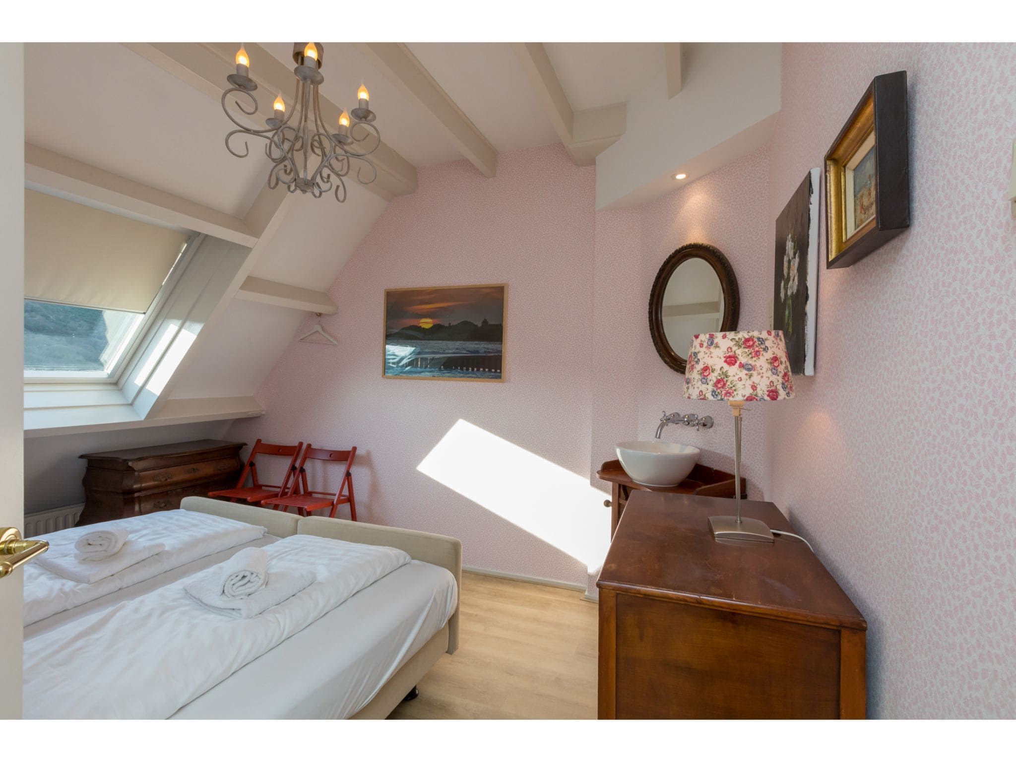 Een slaapkamer van Duinweg 117-4 Duinoord in Zoutelande