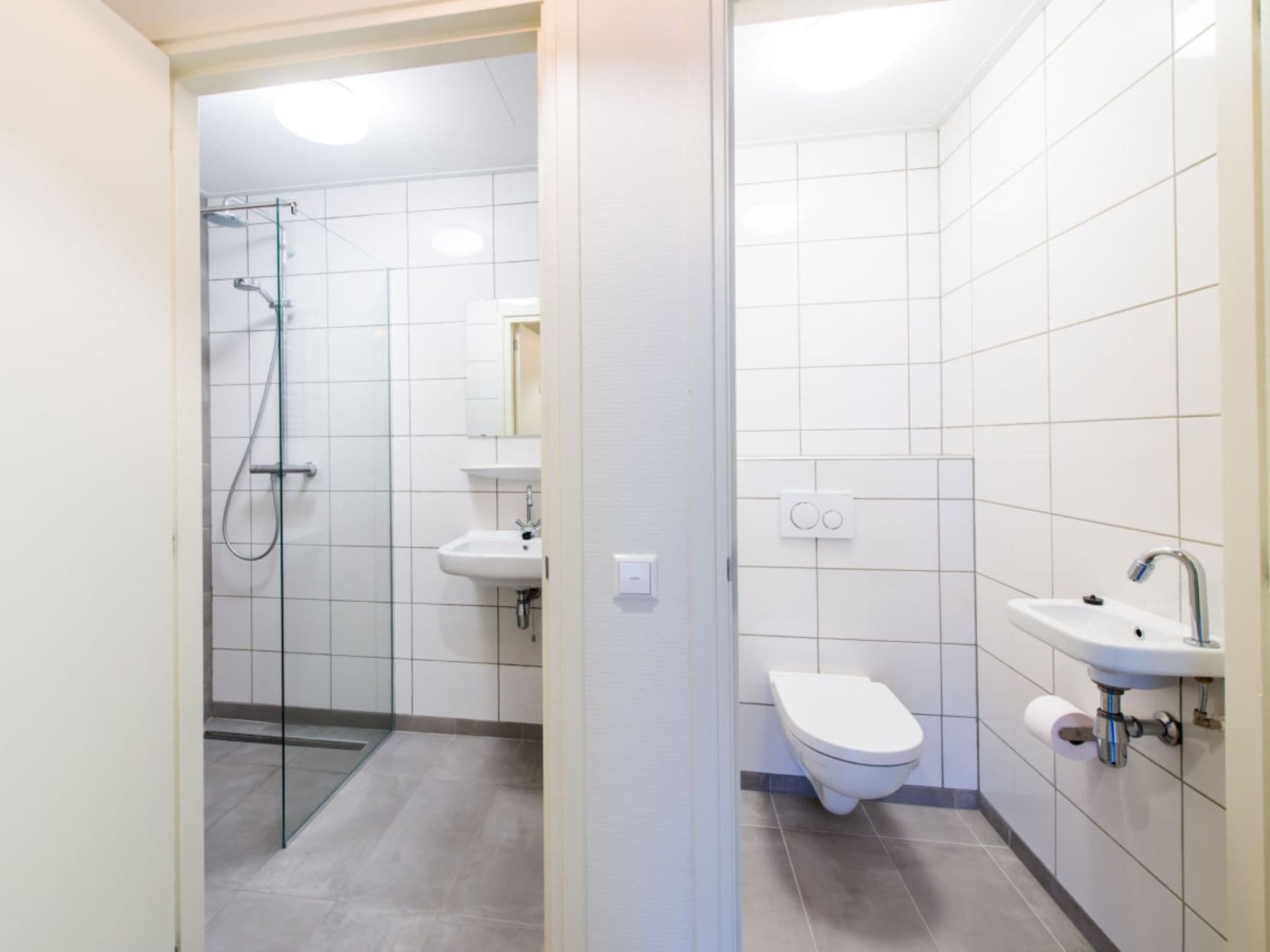 De badkamer van Zoutelandseweg 2 Biggekerke in Biggekerke