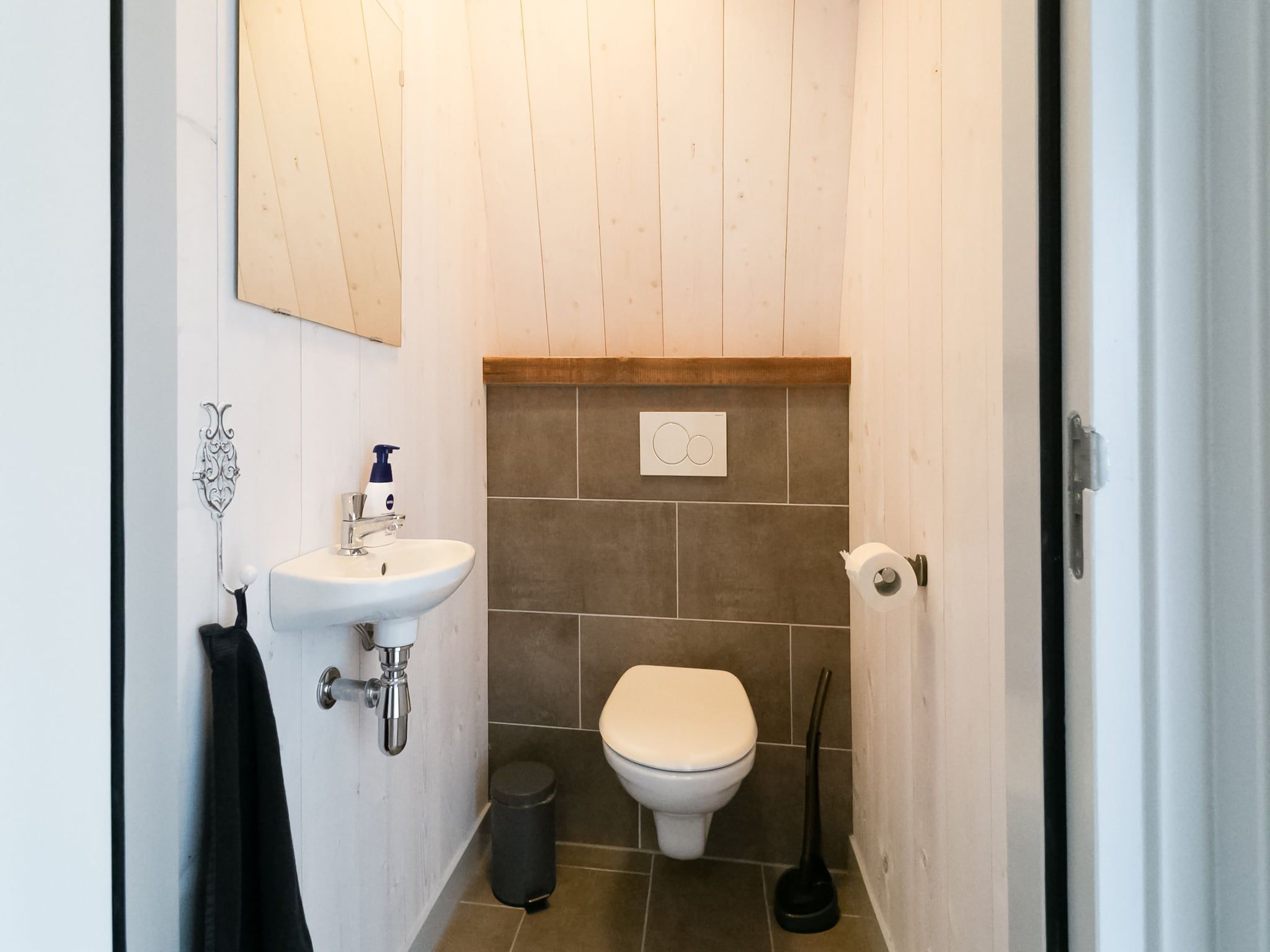 De badkamer van Hazenborgh - Duinhuis 1 in Callantsoog