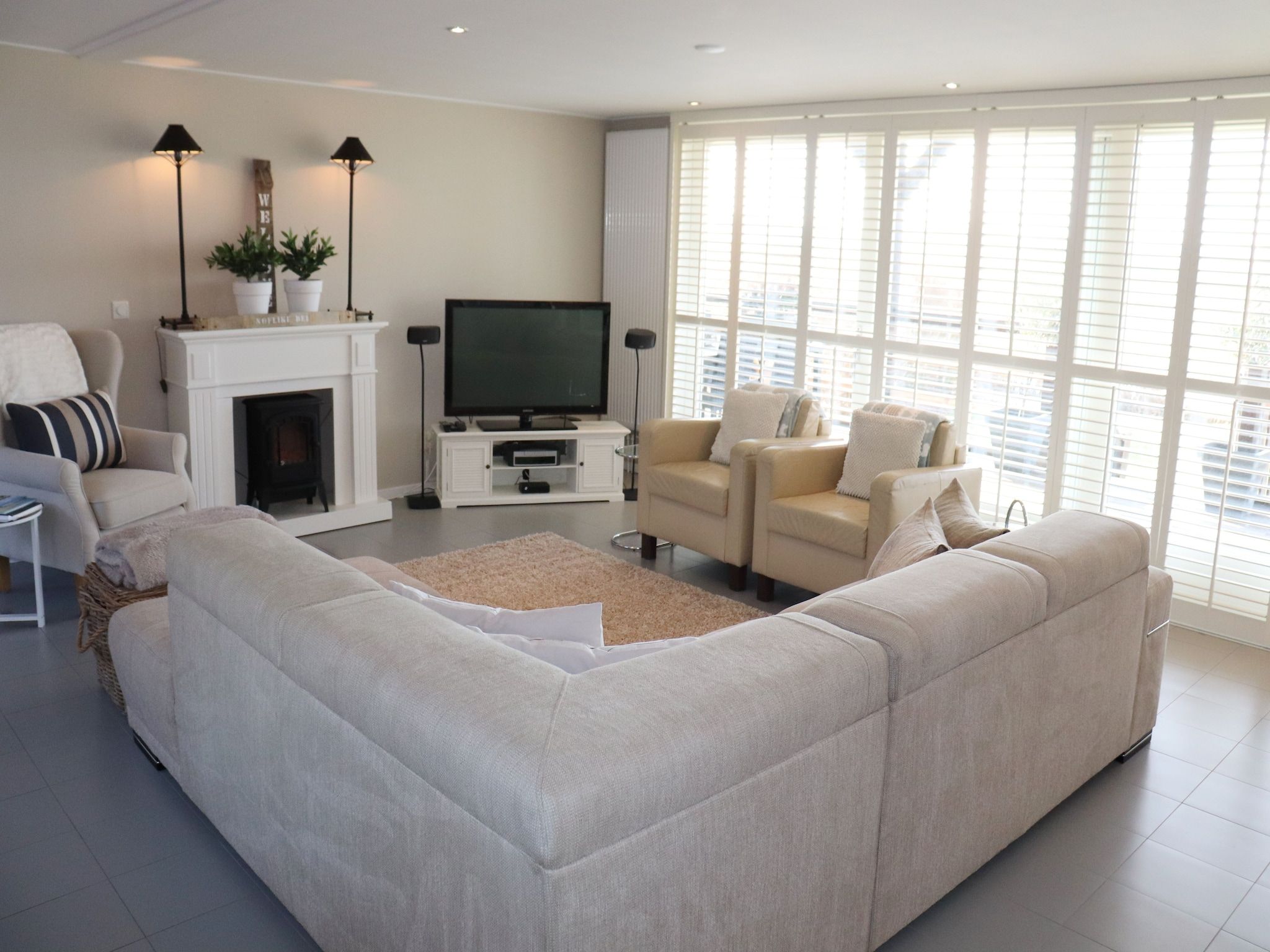 De woonkamer van Wol Thus in Paesens