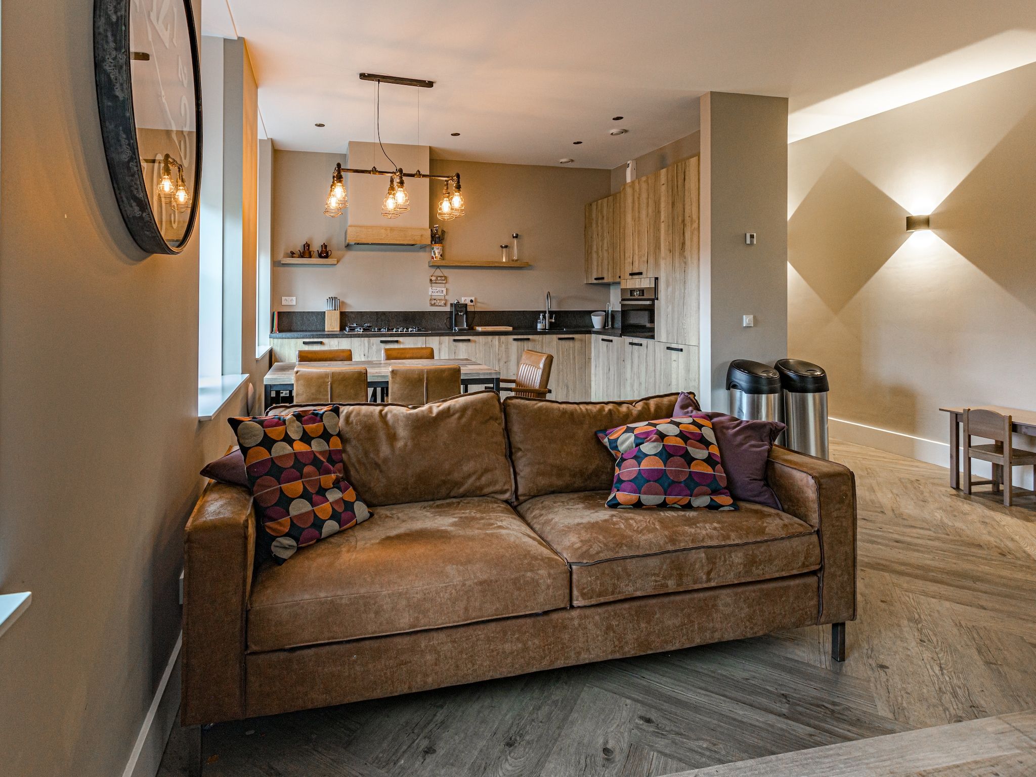 De woonkamer van Erve Olde Sasbrink in Nijverdal