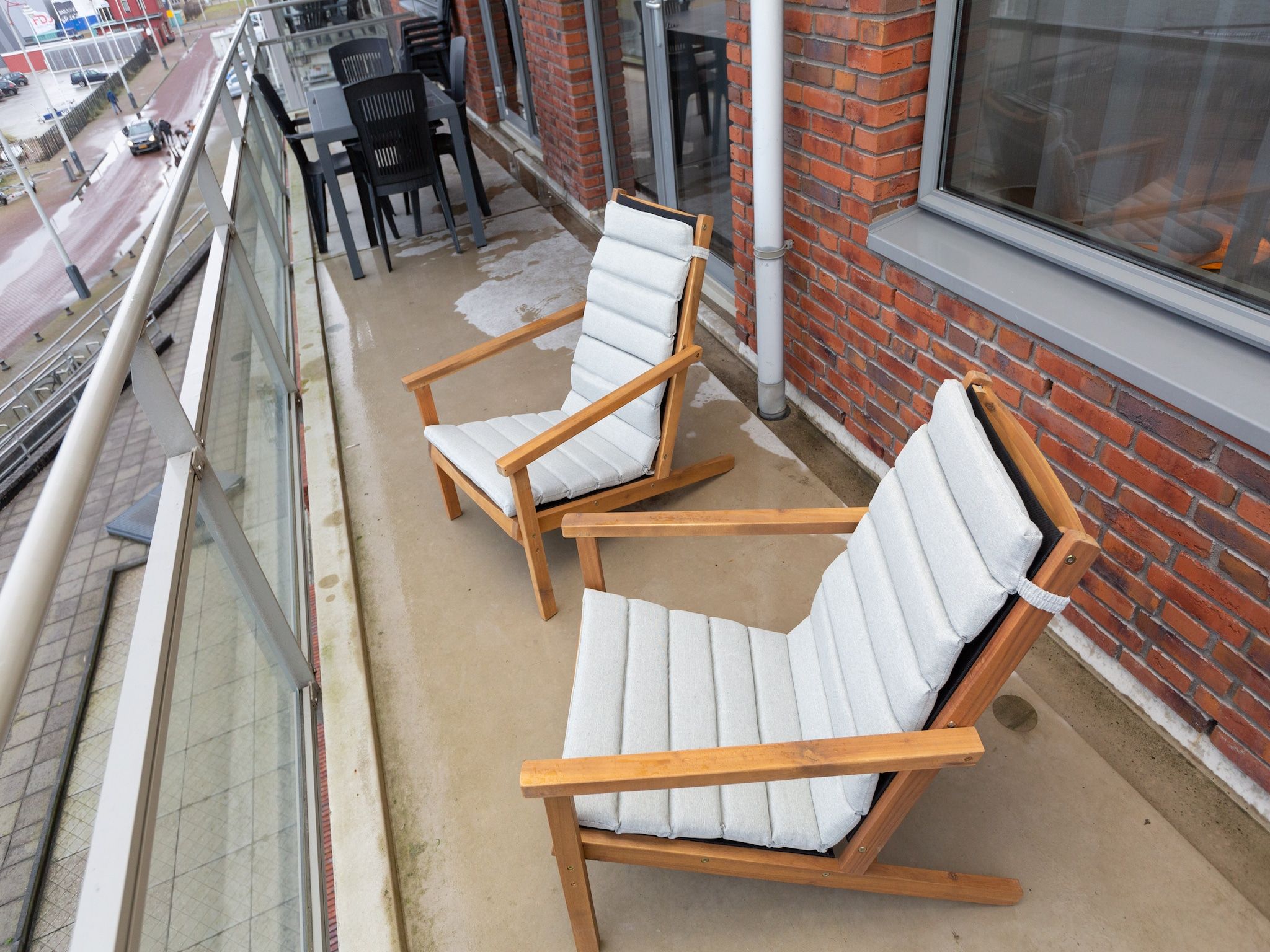 Het terras van Scheveningen Harbour 62 in Den Haag