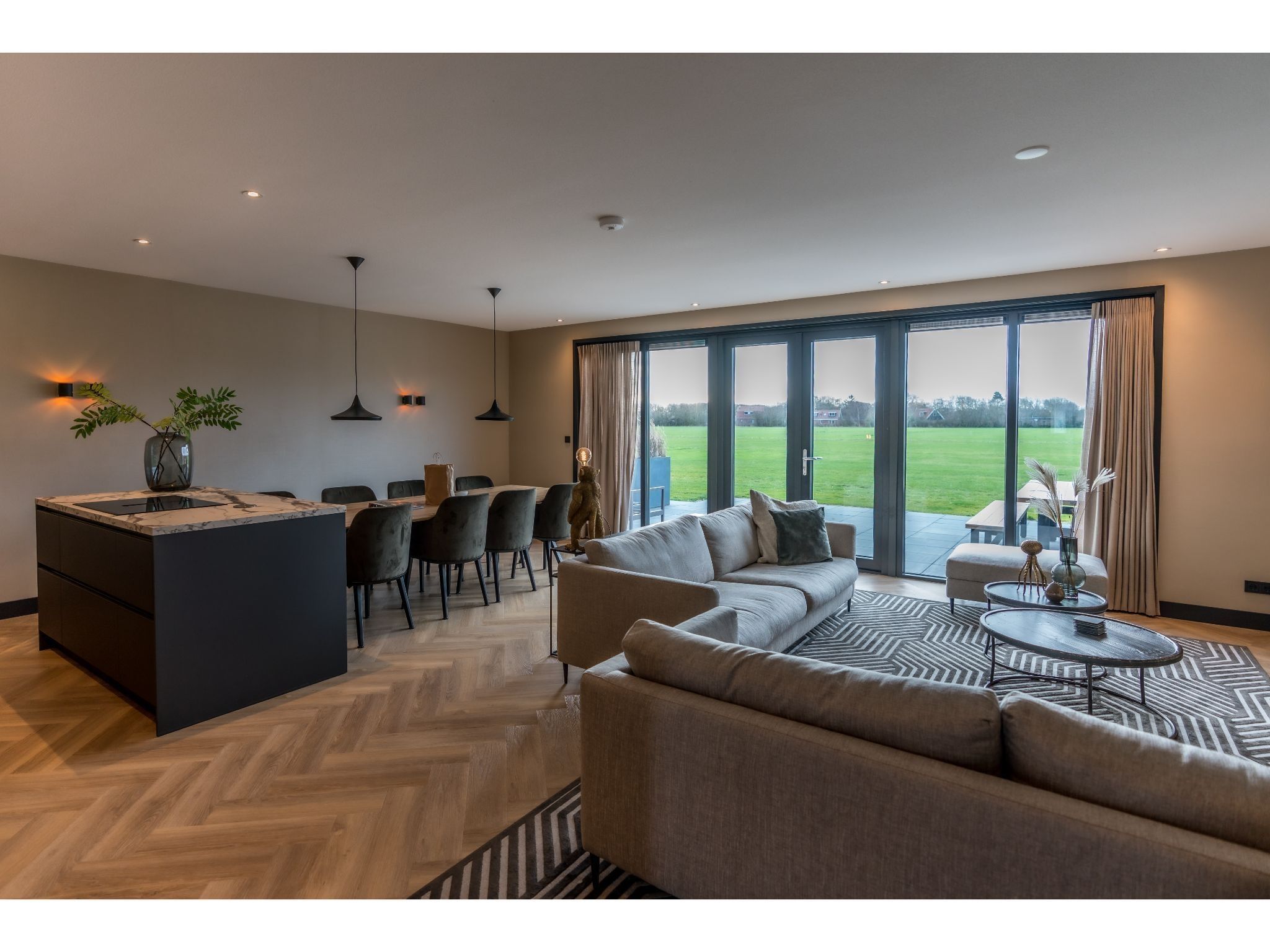 De woonkamer van O-Princenhof A 8 persoons in De Cocksdorp