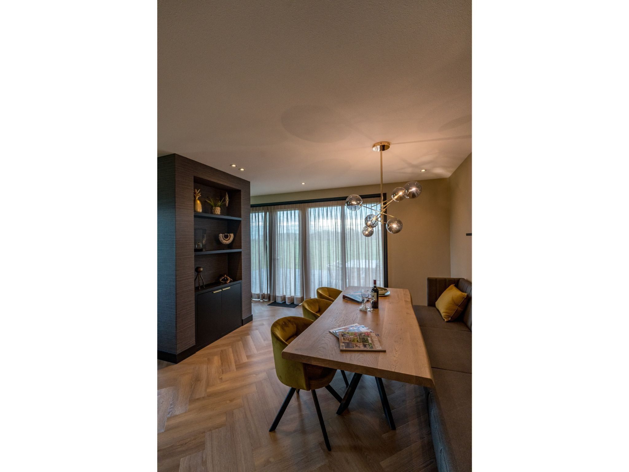 De woonkamer van P-Princenhof C in De Cocksdorp