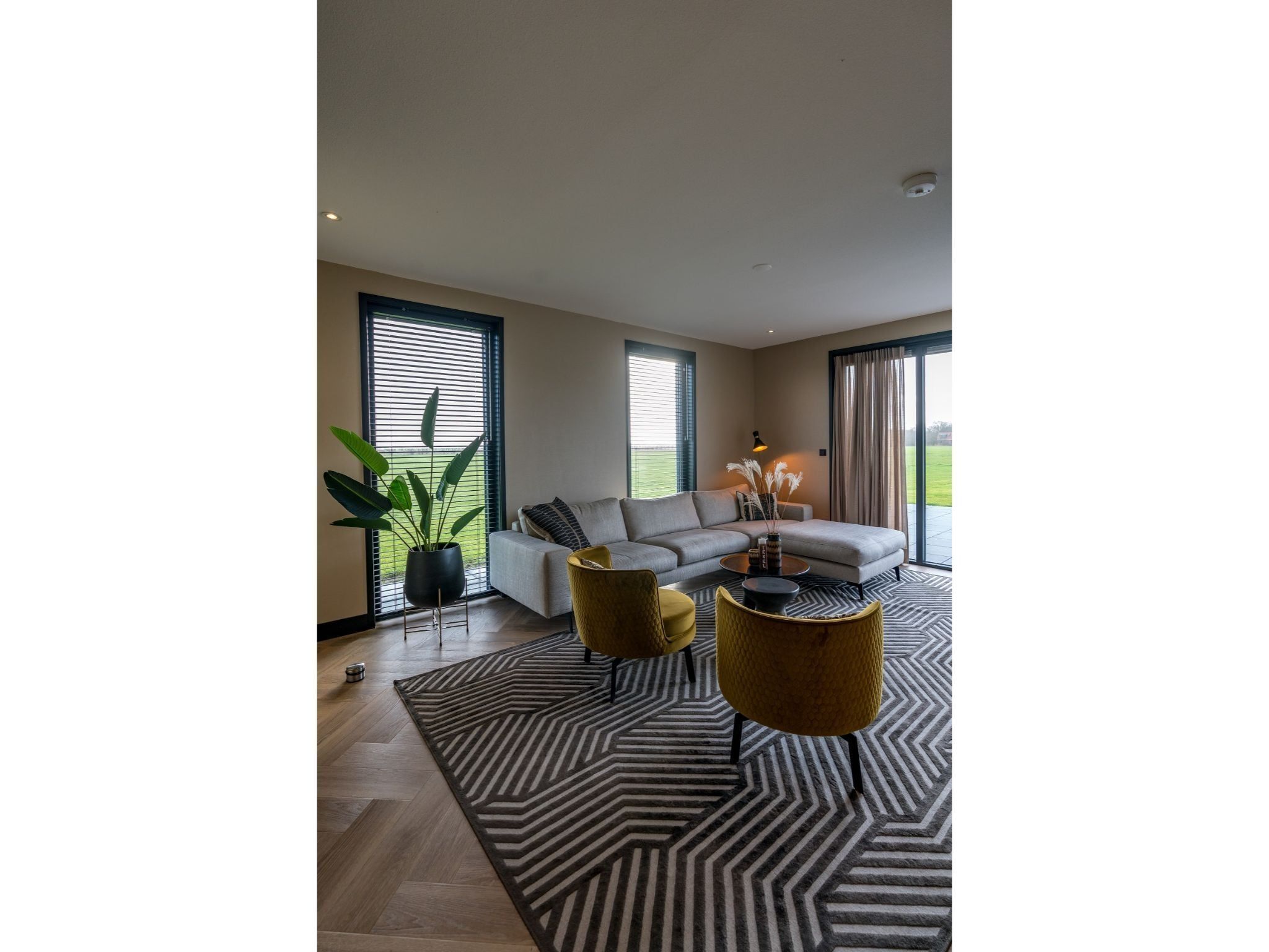 De woonkamer van P-Princenhof C in De Cocksdorp