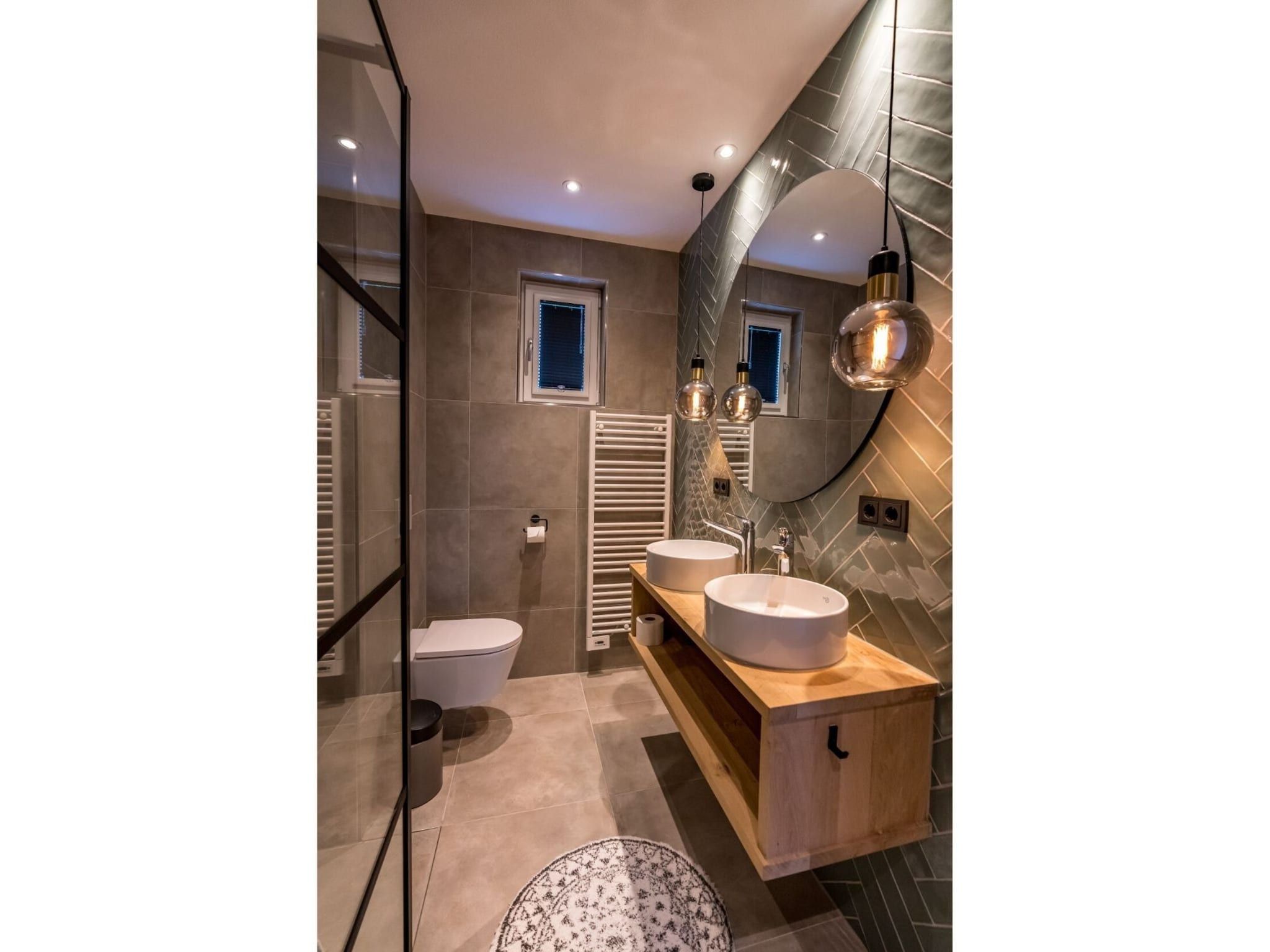 De badkamer van P-Princenhof C in De Cocksdorp