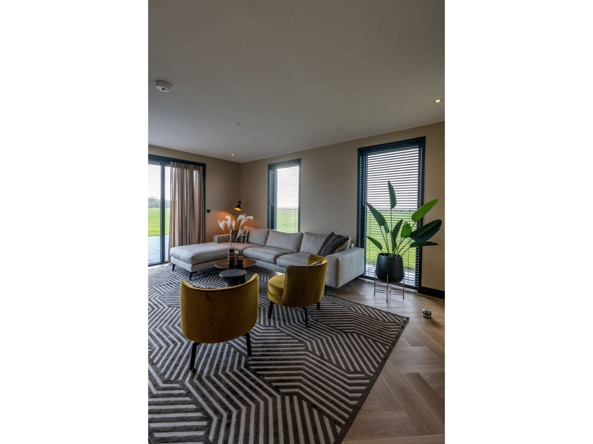 De woonkamer van P-Princenhof C in De Cocksdorp