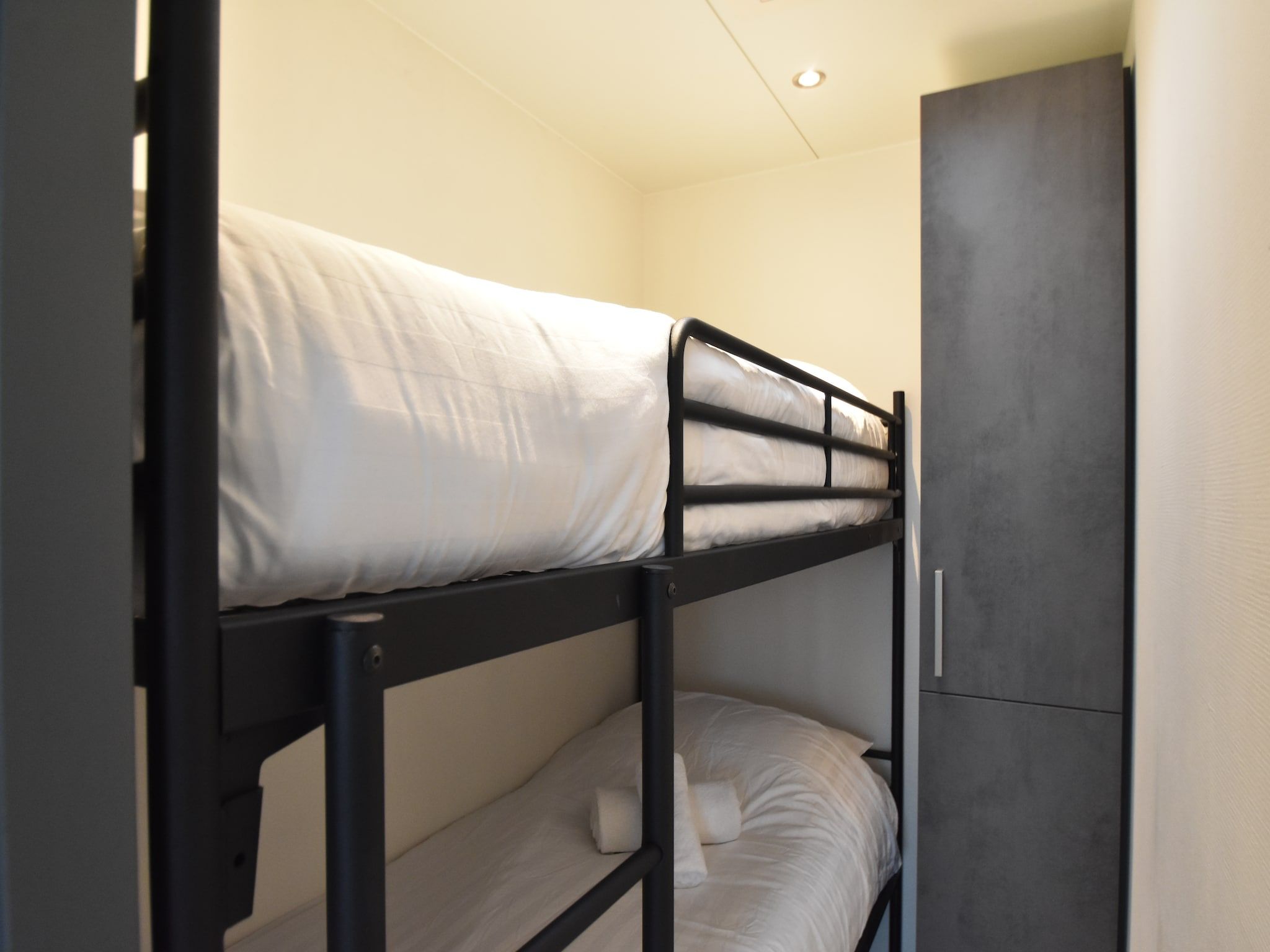 Een slaapkamer van Boot Zonder Naam in Volendam