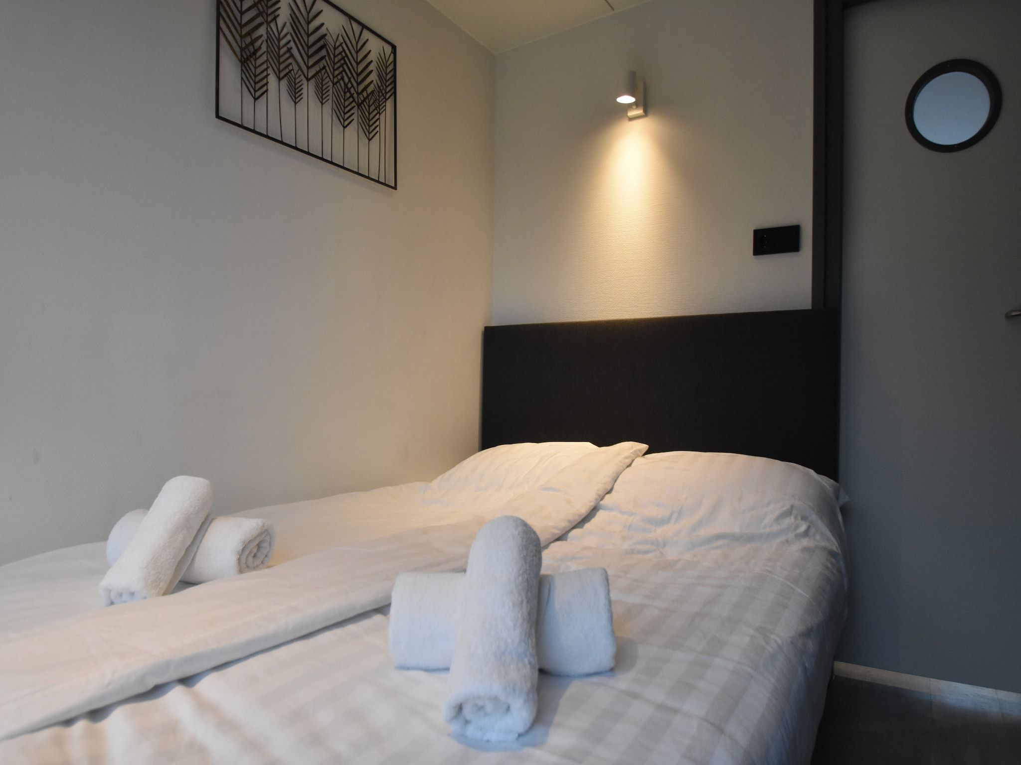 Een slaapkamer van Boot Zonder Naam in Volendam