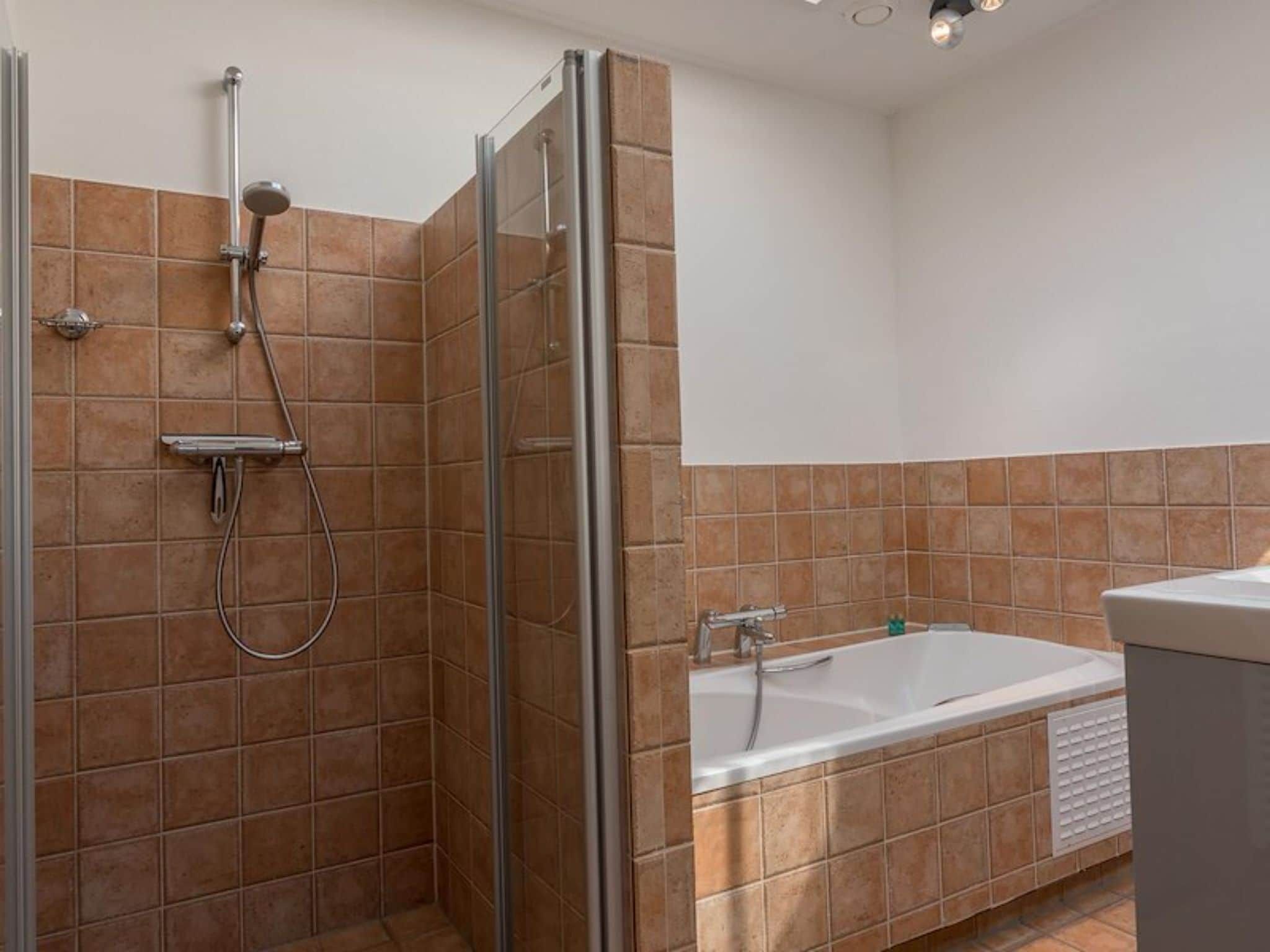 De badkamer van Zilte Bries in De Koog Texel