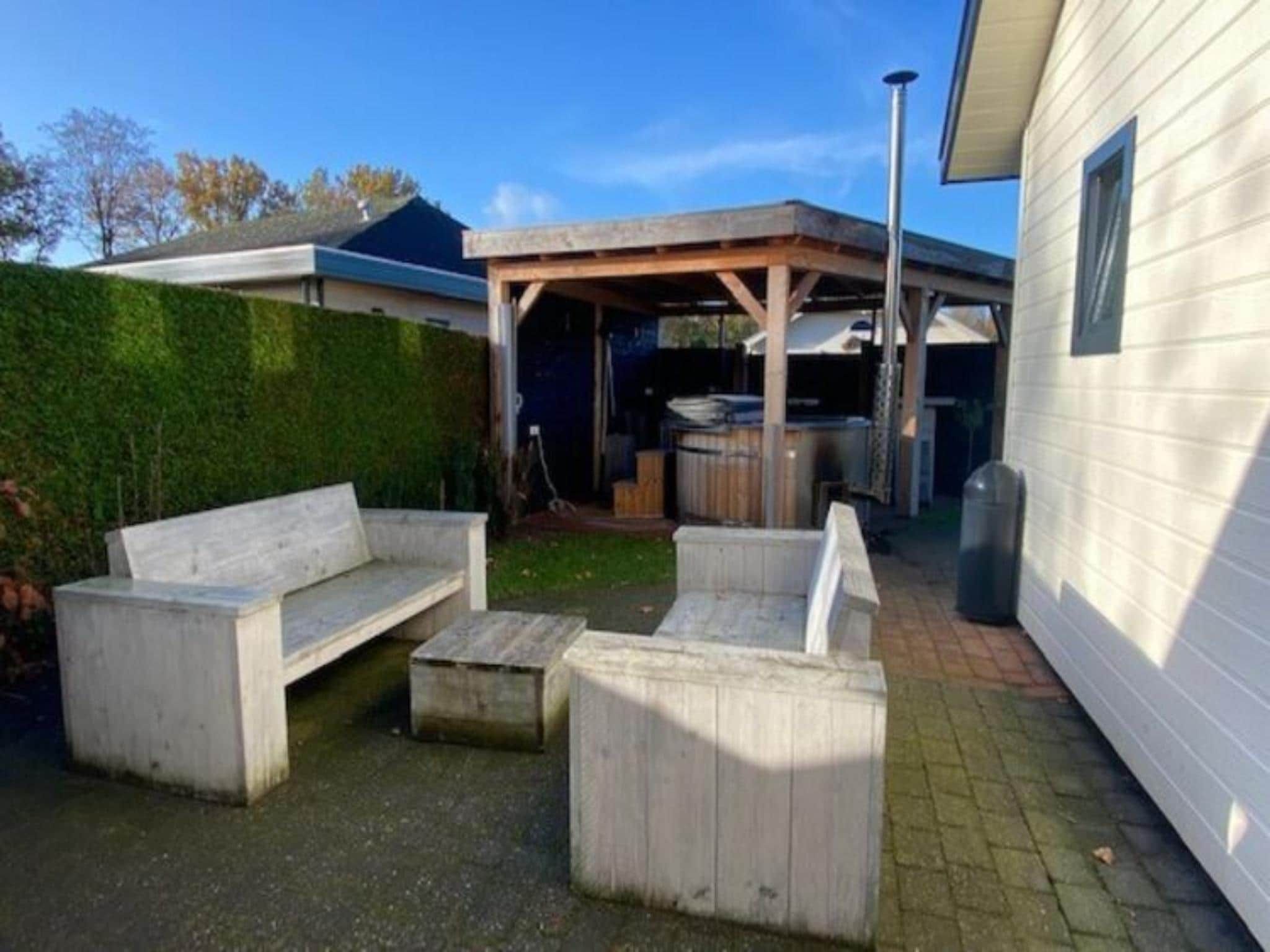De tuin van Chalet Kieftveen Voorthuizen 6 pax in Voorthuizen