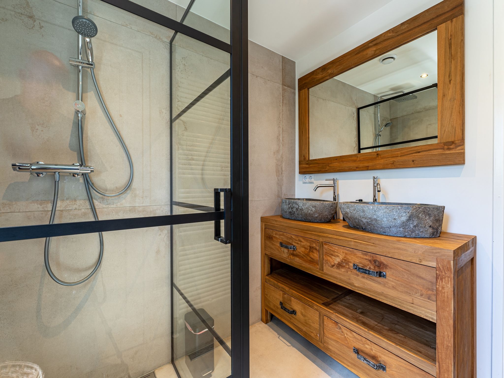 De badkamer van Chalet Kieftveen Voorthuizen 6 pax in Voorthuizen