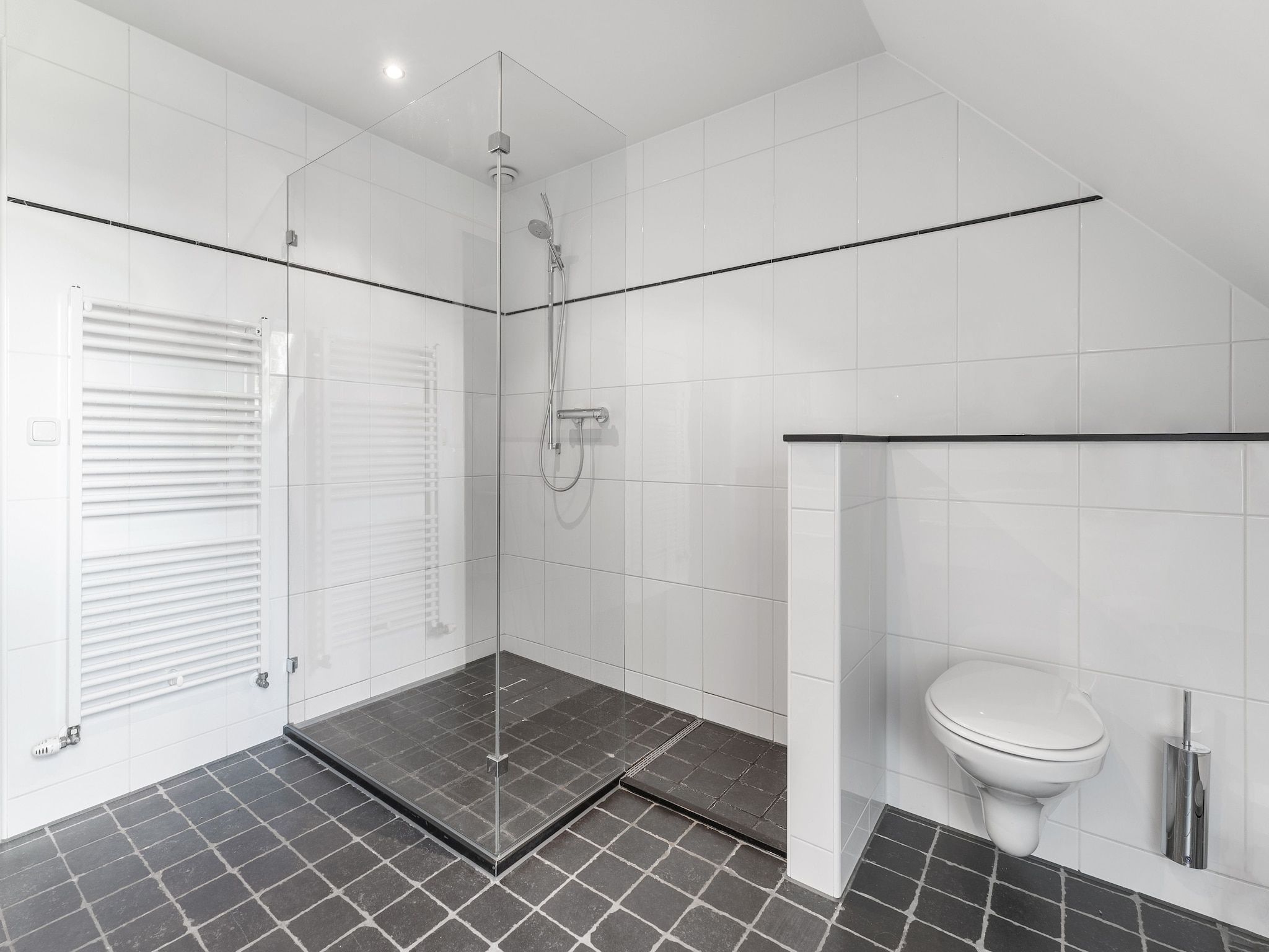 De badkamer van De Pauwenhof in Heiloo