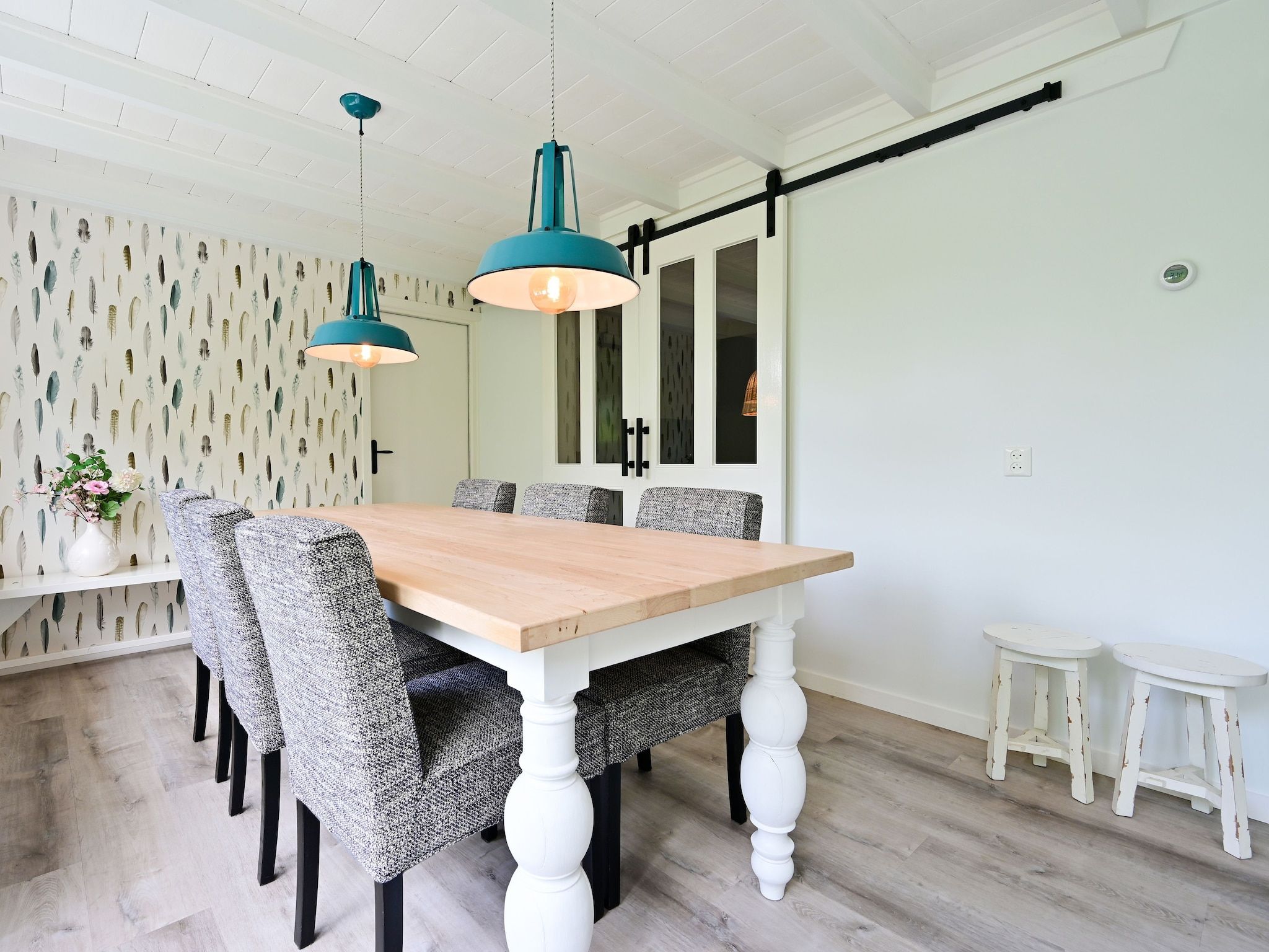 De eetkamer van 't Huuske Truuske in Reutum