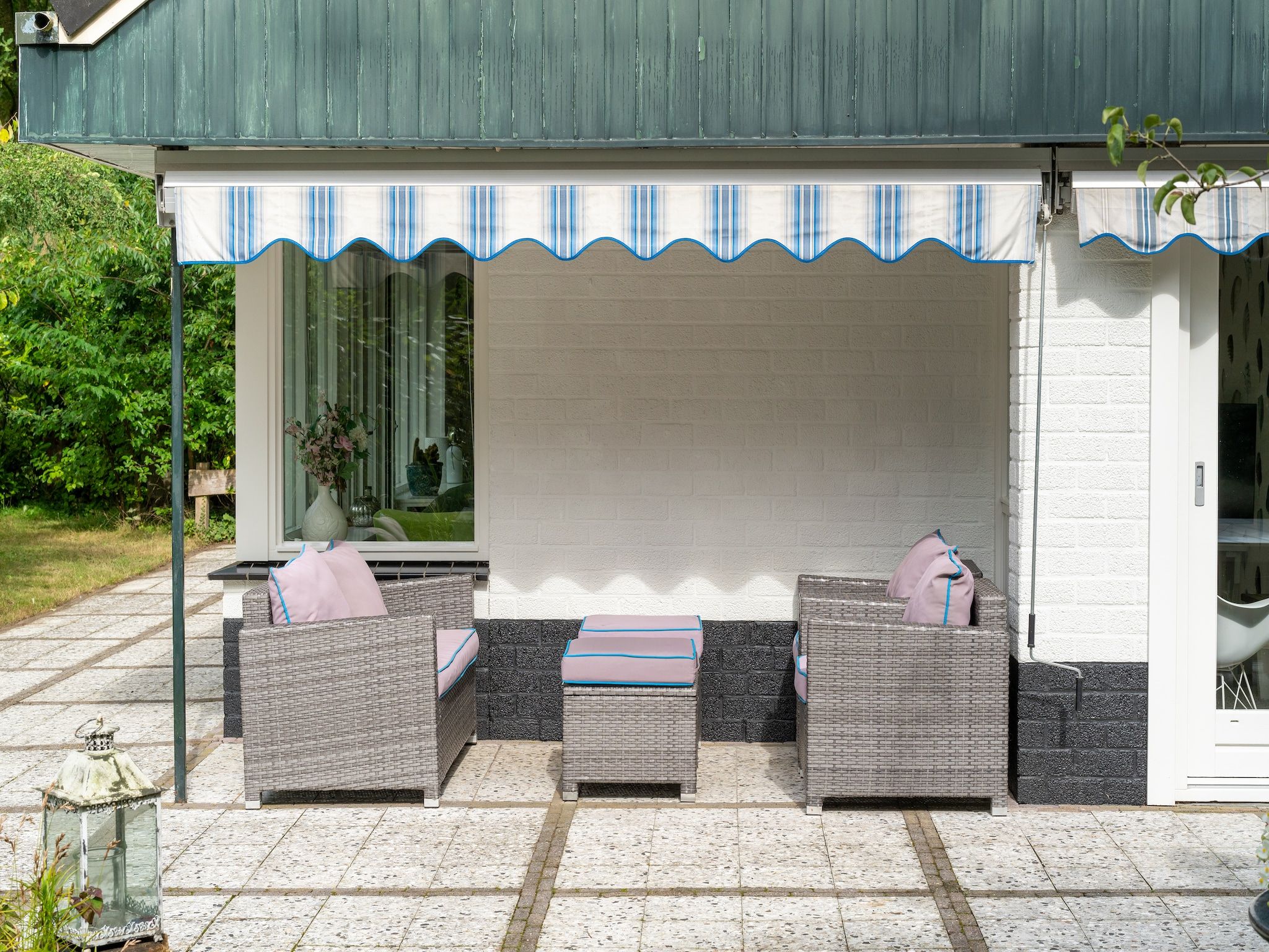 Het terras van 't Huuske Truuske in Reutum