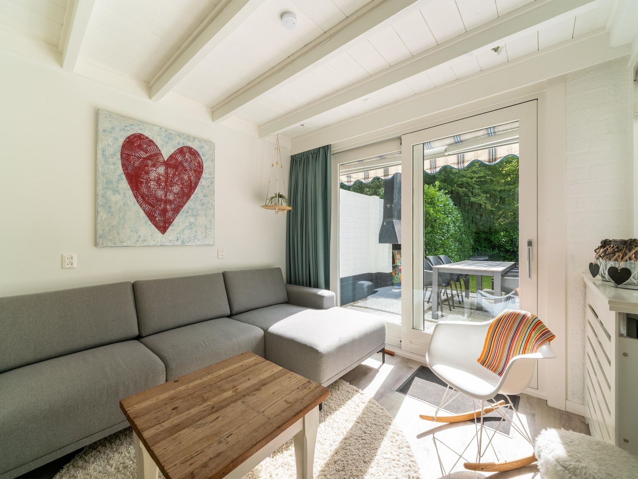 De woonkamer van 't Huuske Truuske in Reutum