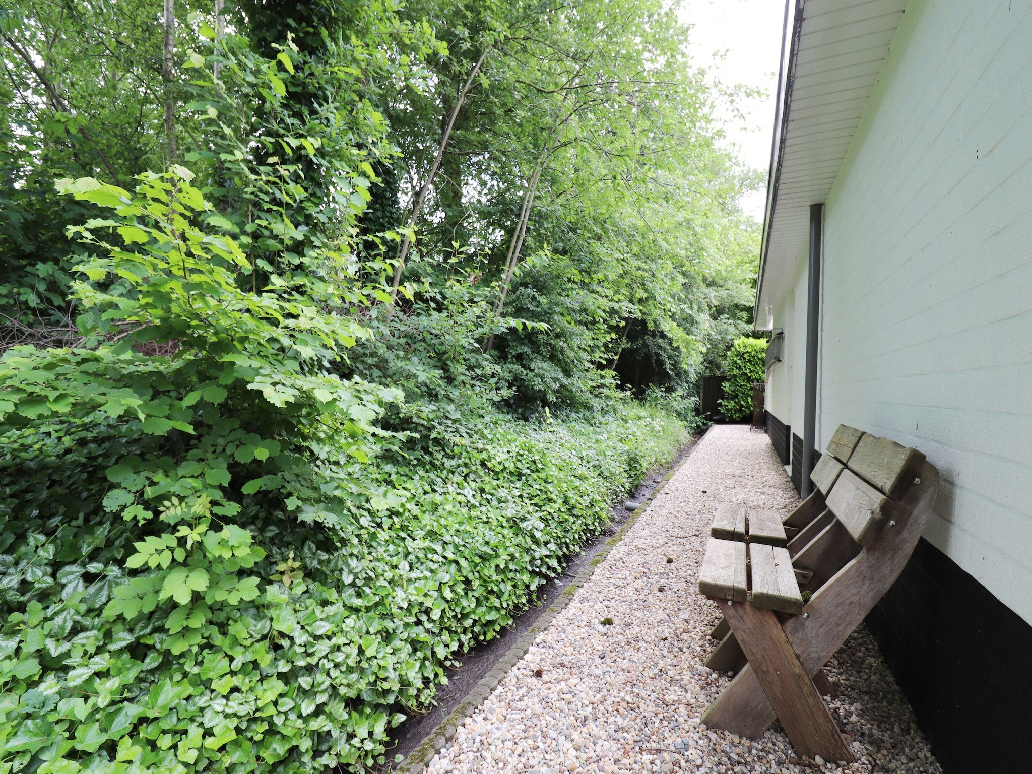 De buitenkant van 't Huuske Truuske in Reutum