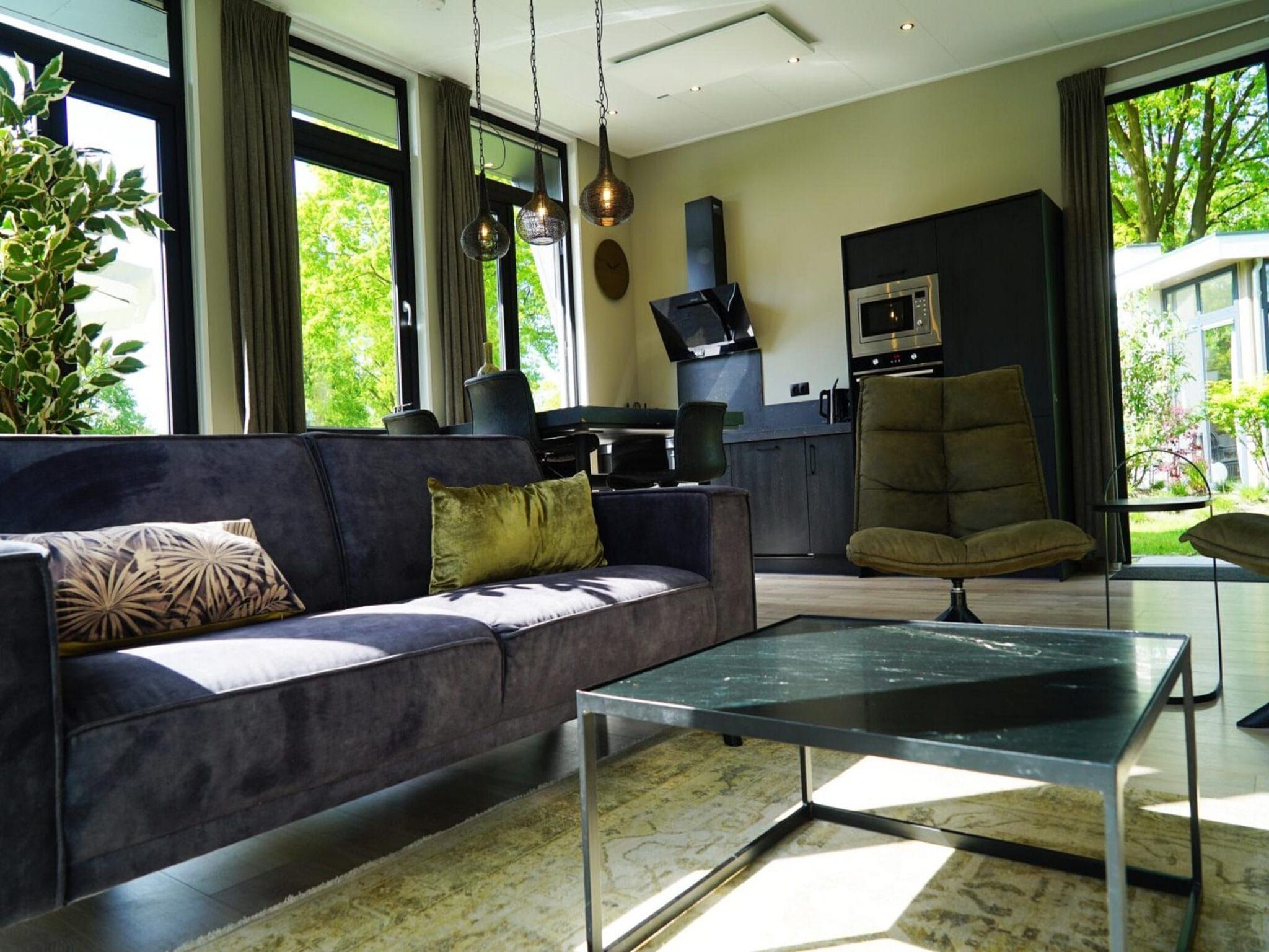 De woonkamer van Just Nature 6 in Kaatsheuvel
