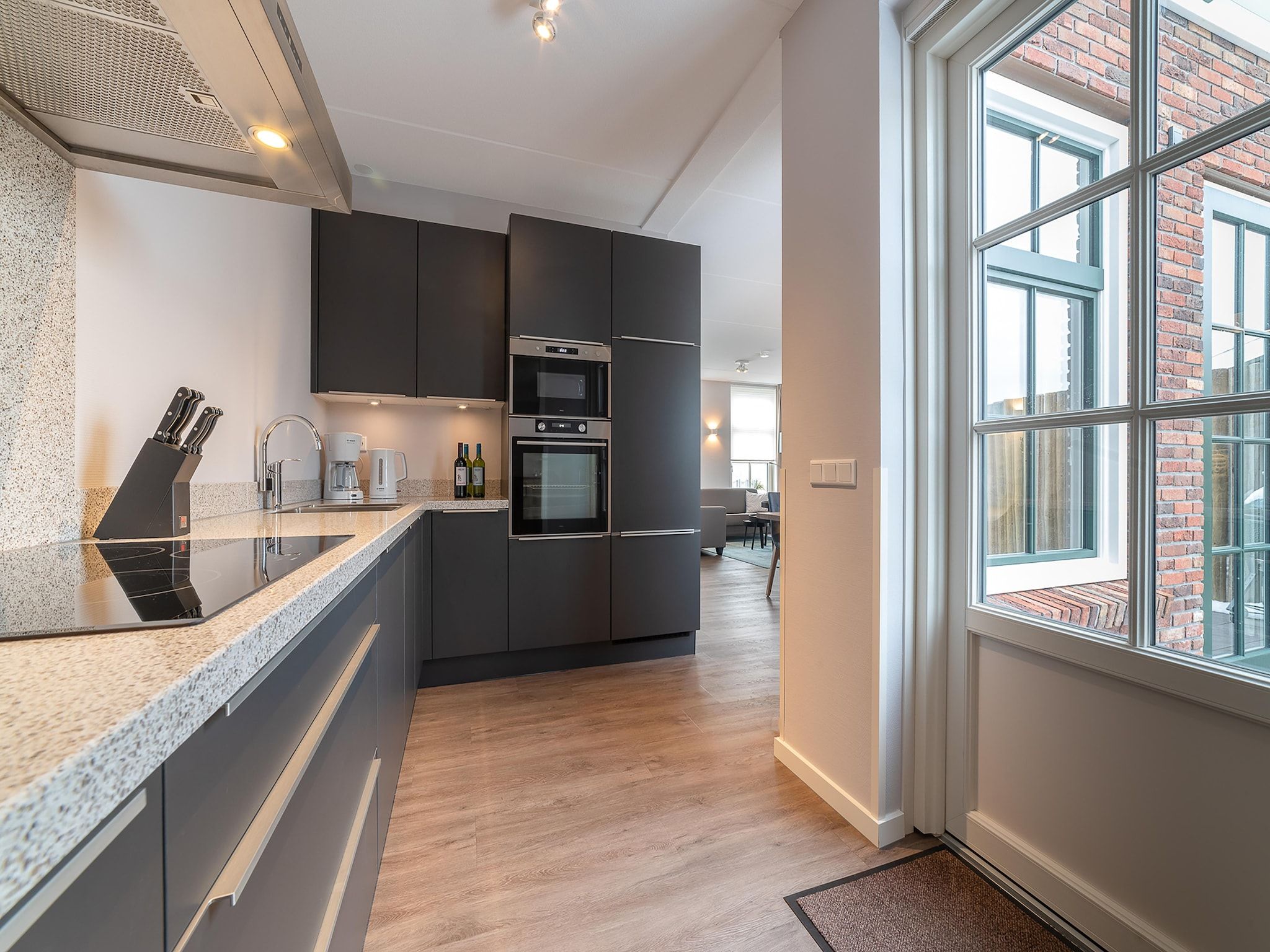 De keuken van 8-persoons geschakeld - 1 in Colijnsplaat