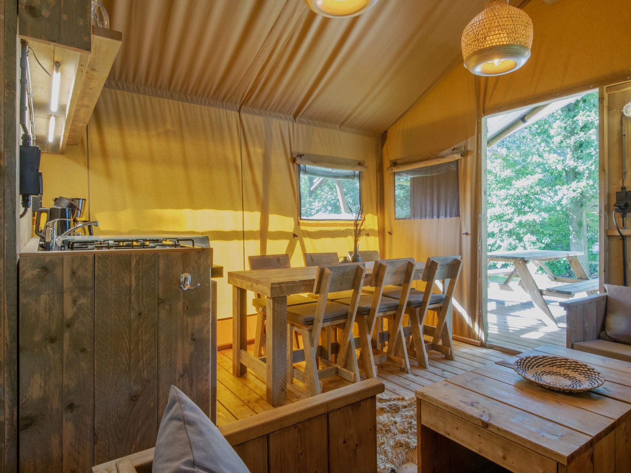 De woonkamer van Vakantiepark Klein Vink 20 in Arcen