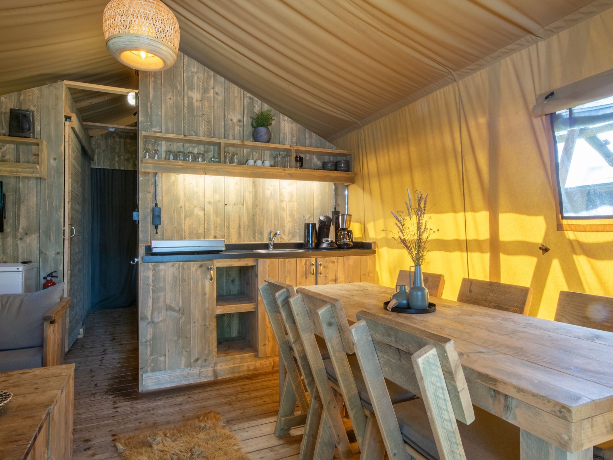 De keuken van Vakantiepark Klein Vink 20 in Arcen