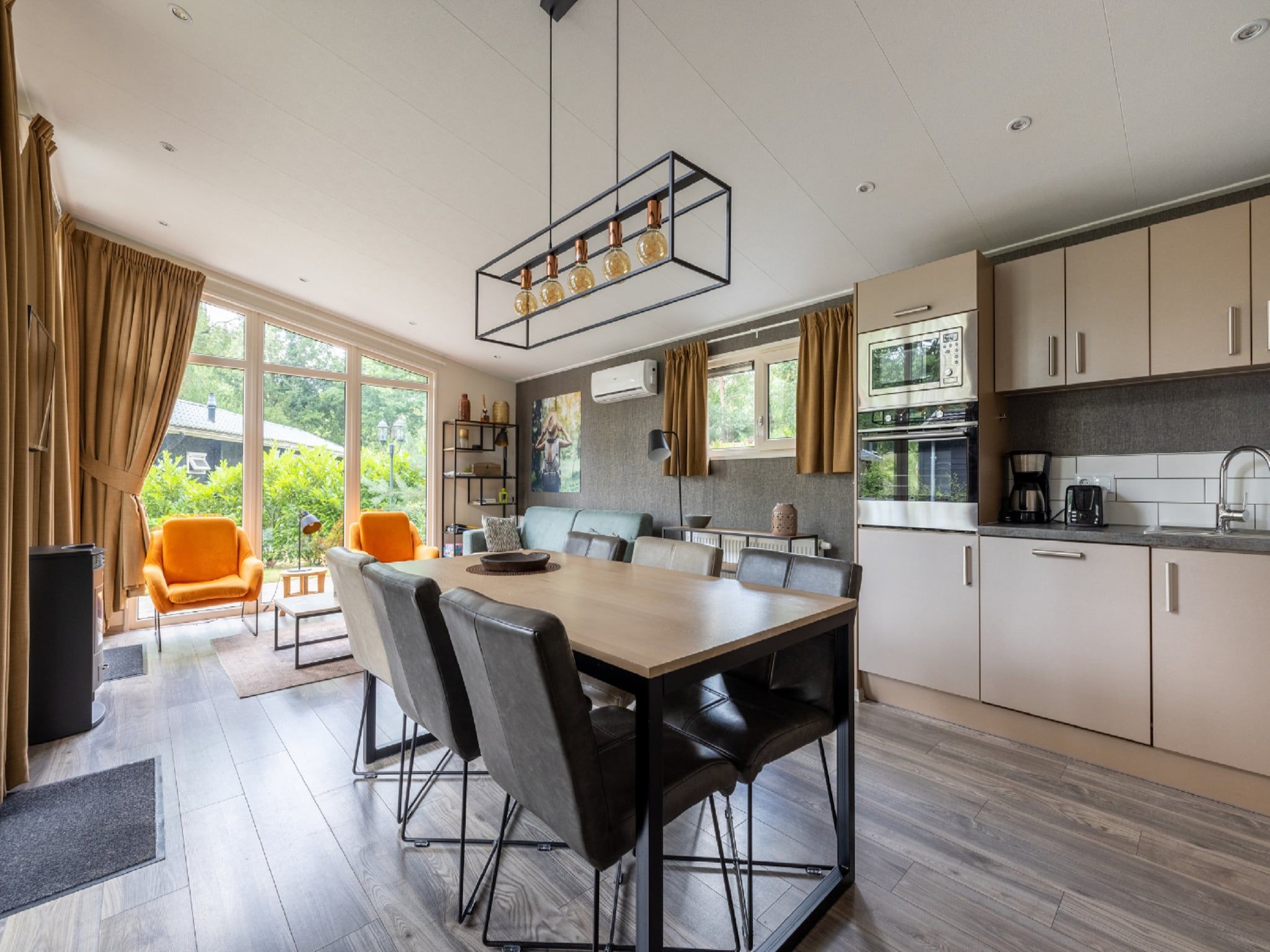 De keuken van Vakantiepark De Rimboe & De Woeste Hoogte 20 in Hoenderloo