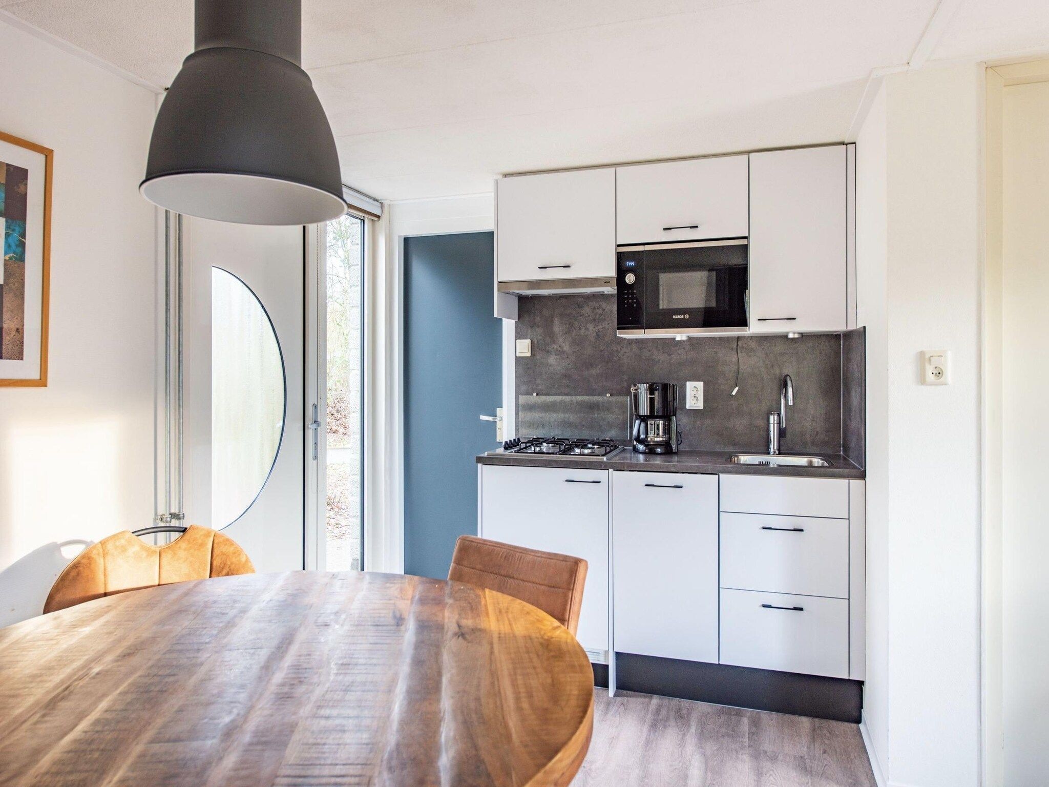 De keuken van Vakantiepark de Berkenhorst 11 in Kootwijk