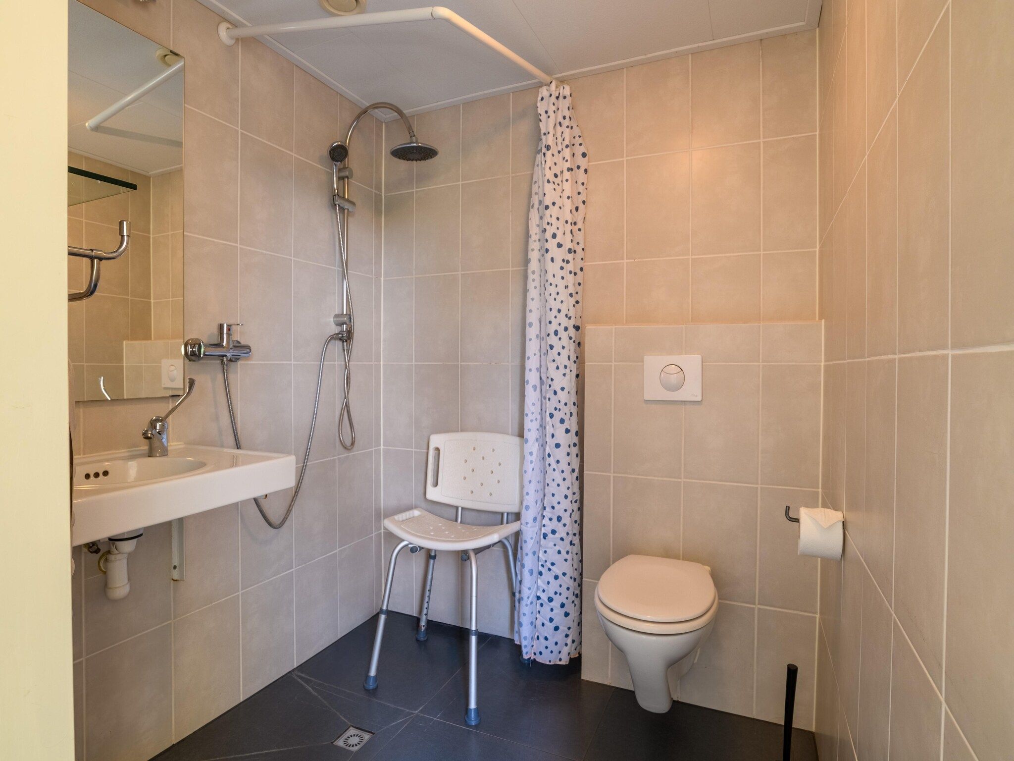 De badkamer van Vakantiepark Emslandermeer 13 in Vlagtwedde