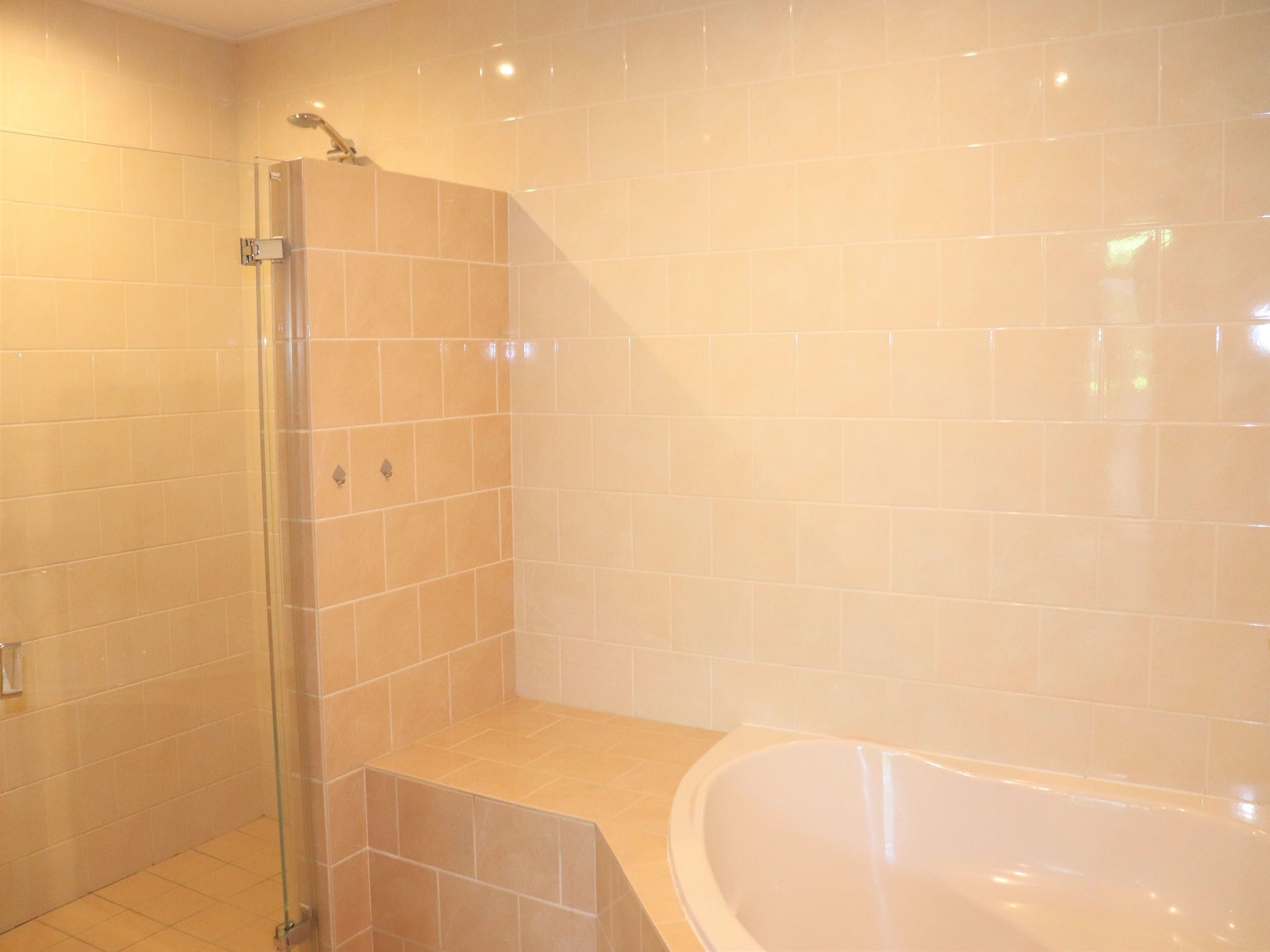 De badkamer van Woonboerderij Bij Erve Mulder in Dalerveen