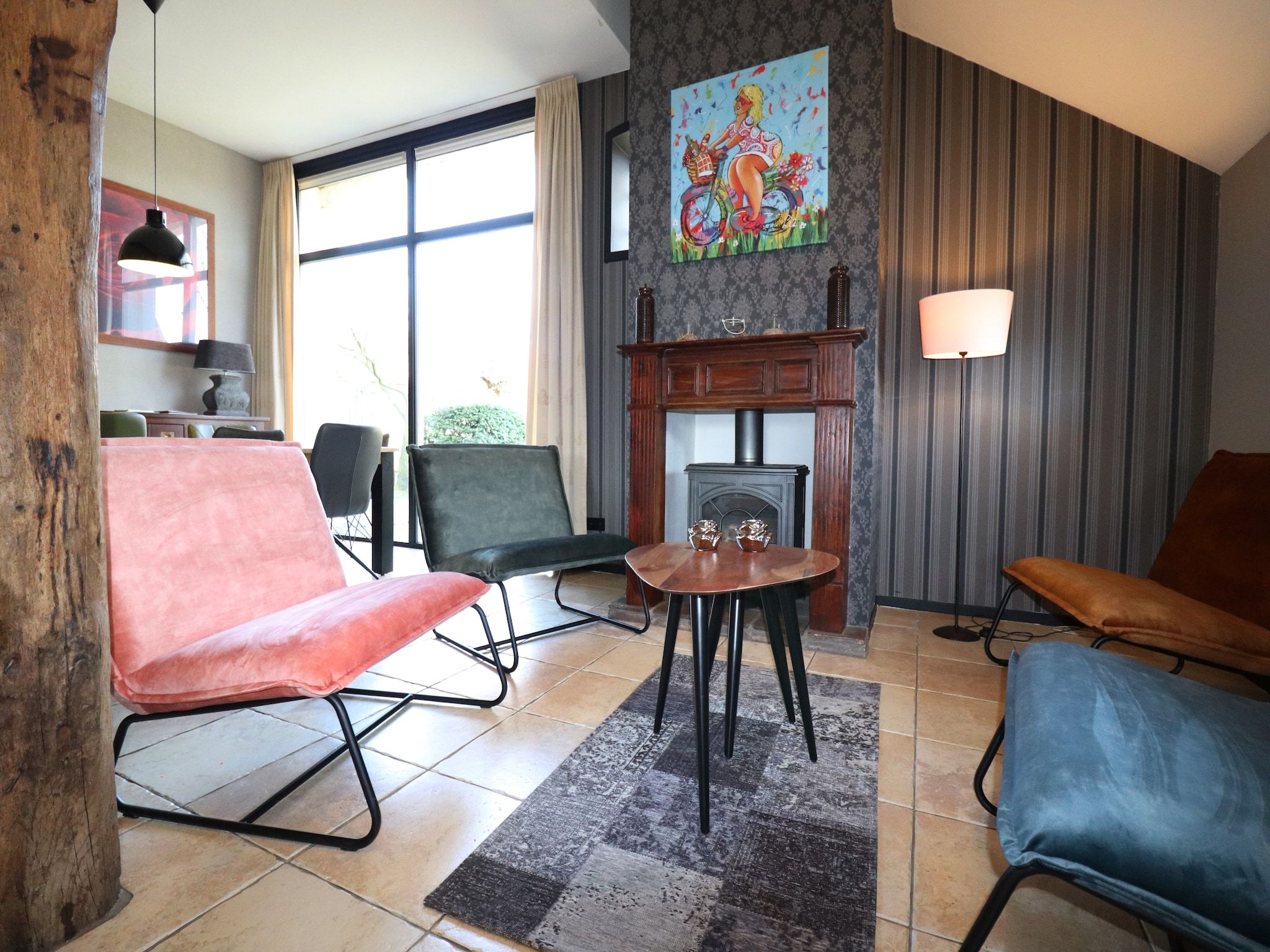 De woonkamer van Woonboerderij Bij Erve Mulder in Dalerveen