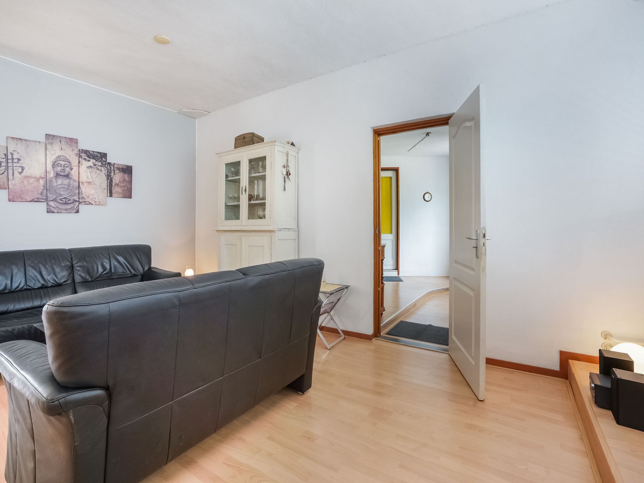 De woonkamer van Casa Acacia in Landgraaf