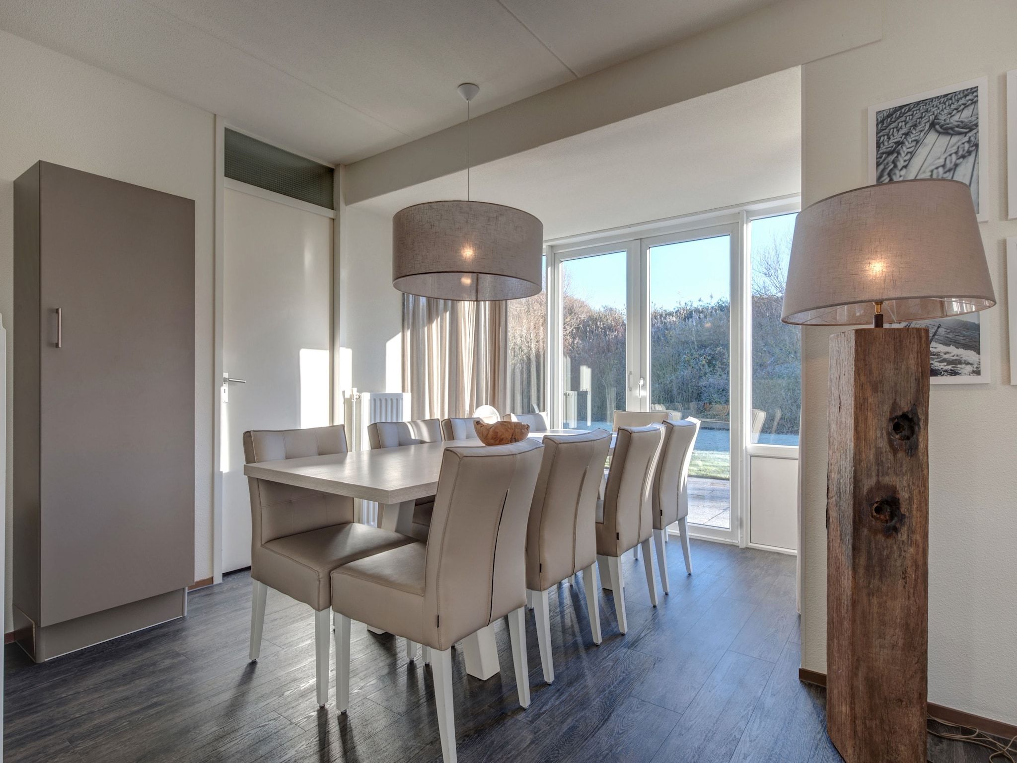 De woonkamer van Noordzee Résidence De Banjaard 17 in Kamperland