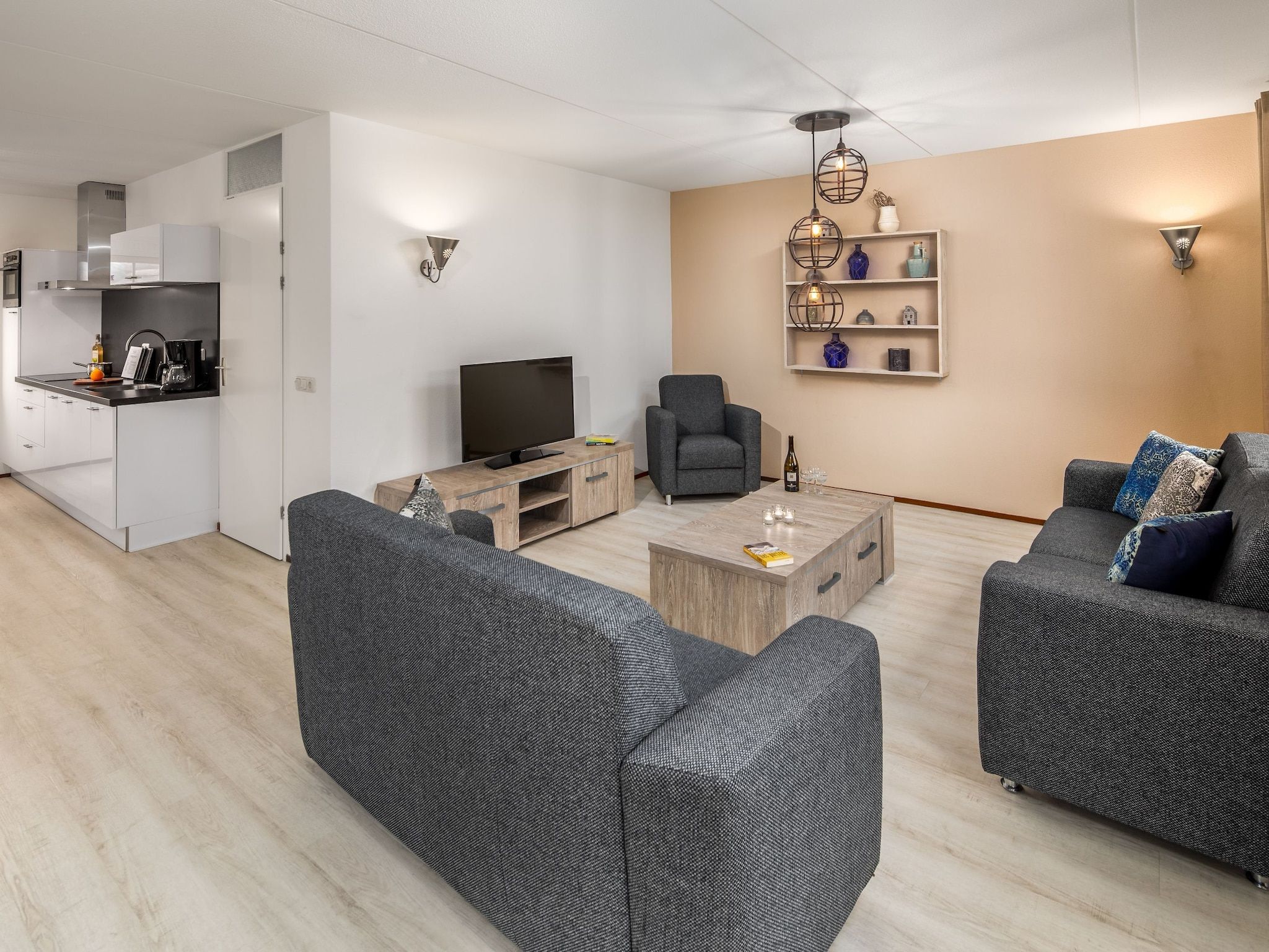 De woonkamer van Noordzee Résidence De Banjaard 19 in Kamperland