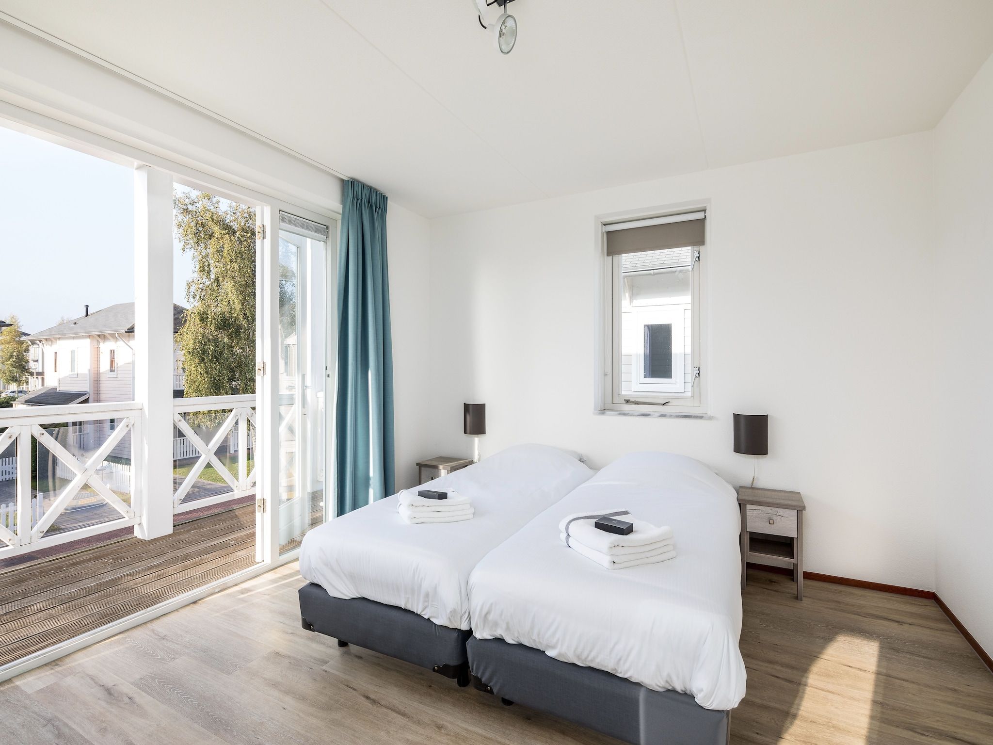 Een slaapkamer van Cape Helius 20 in Hellevoetsluis