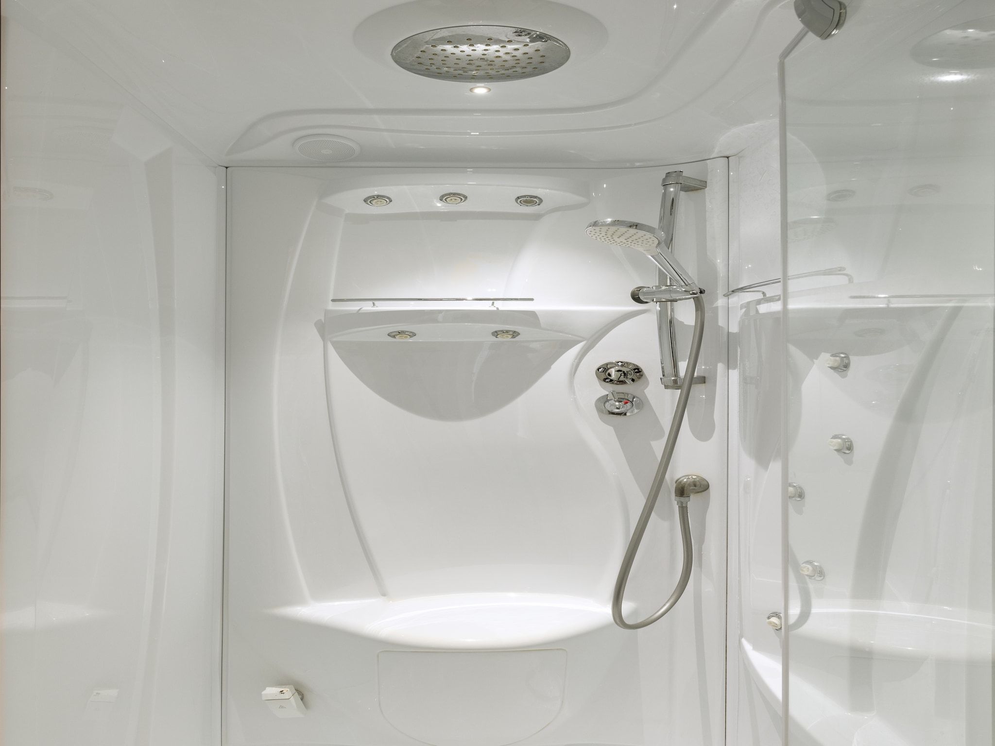 De badkamer van Nautisch Centrum Scheveningen 4 in Den Haag