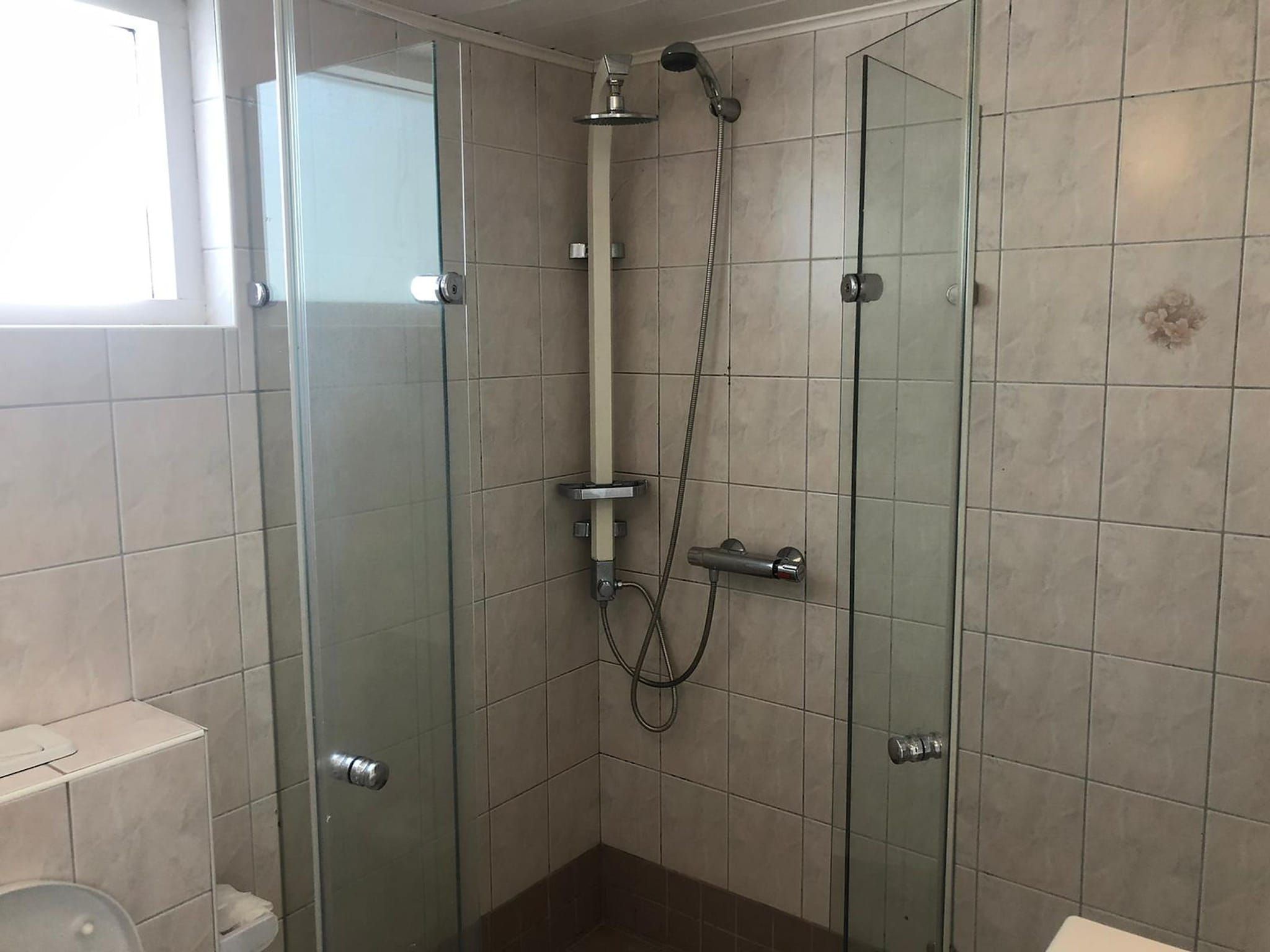 De badkamer van De Trots van de Konijnenberg in Harderwijk