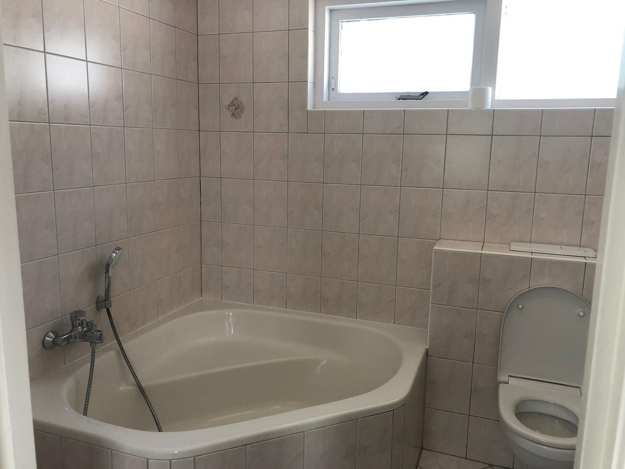 De badkamer van De Trots van de Konijnenberg in Harderwijk