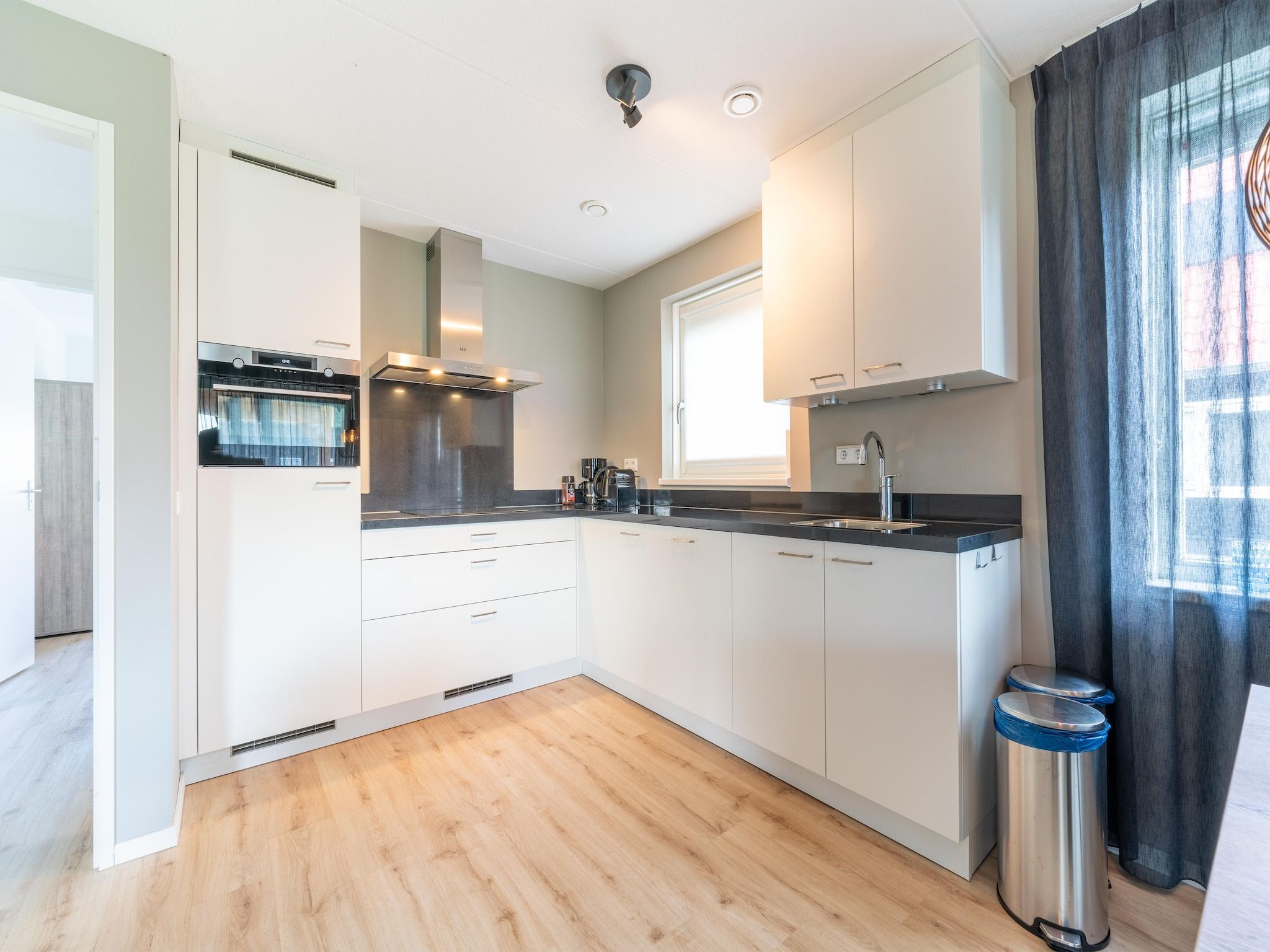 De keuken van De Kievit Huis Nr 36 in Scherpenisse