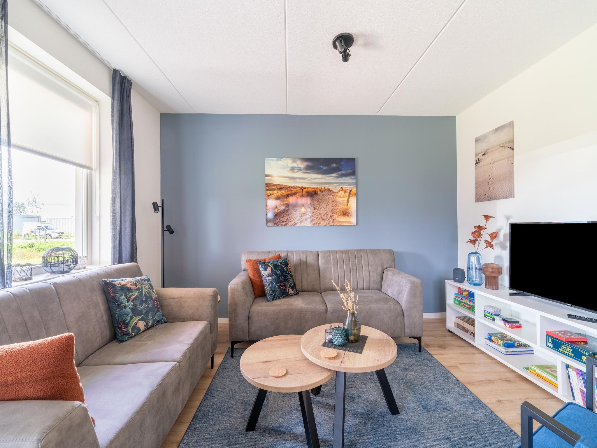 De woonkamer van De Kievit Huis Nr 36 in Scherpenisse