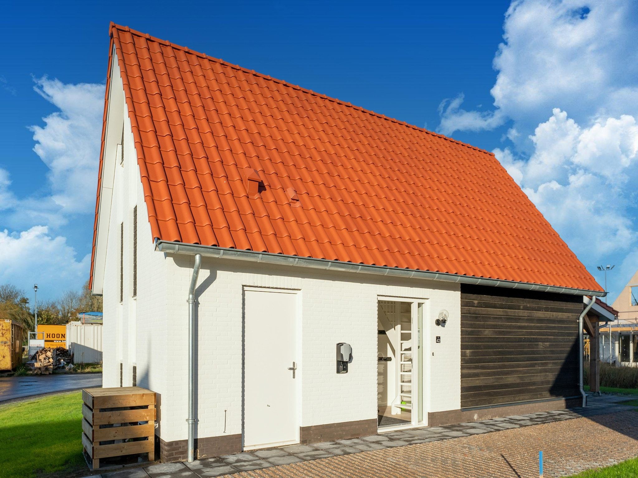 De buitenkant van De Smient Huis  Nr 42 in Scherpenisse