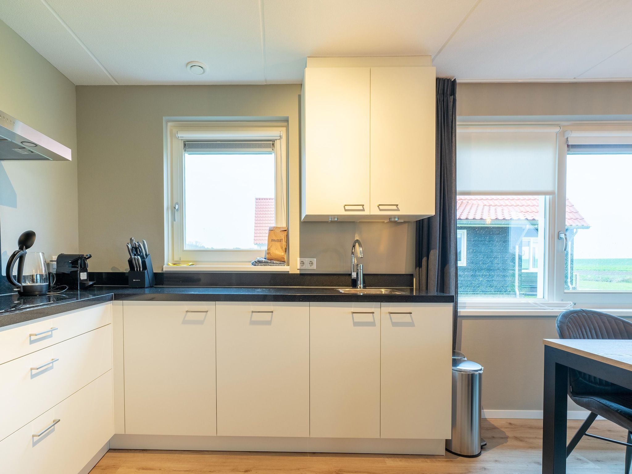 De keuken van De Wulp Huis Nr 50 in Scherpenisse