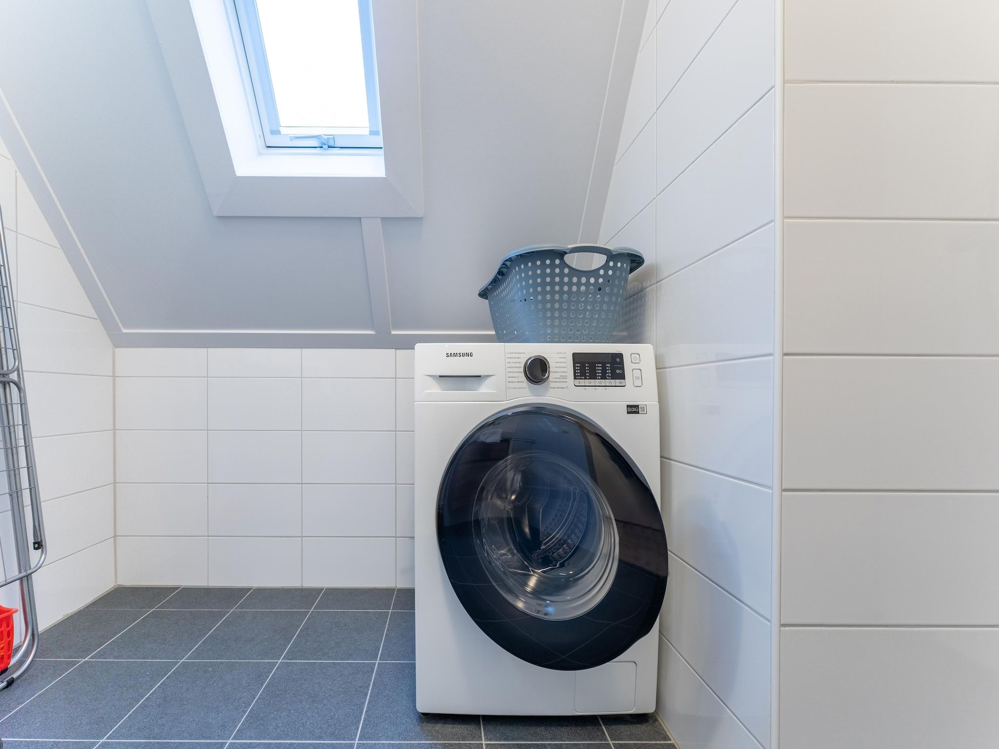 De badkamer van De Wulp Huis Nr 50 in Scherpenisse