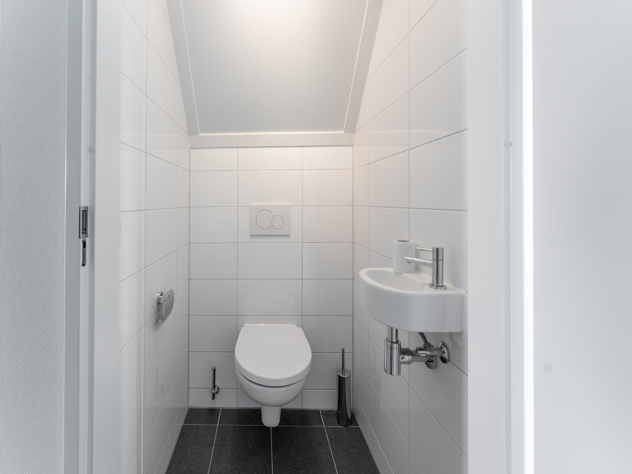 De badkamer van De Merel Huis  Nr 44 in Scherpenisse