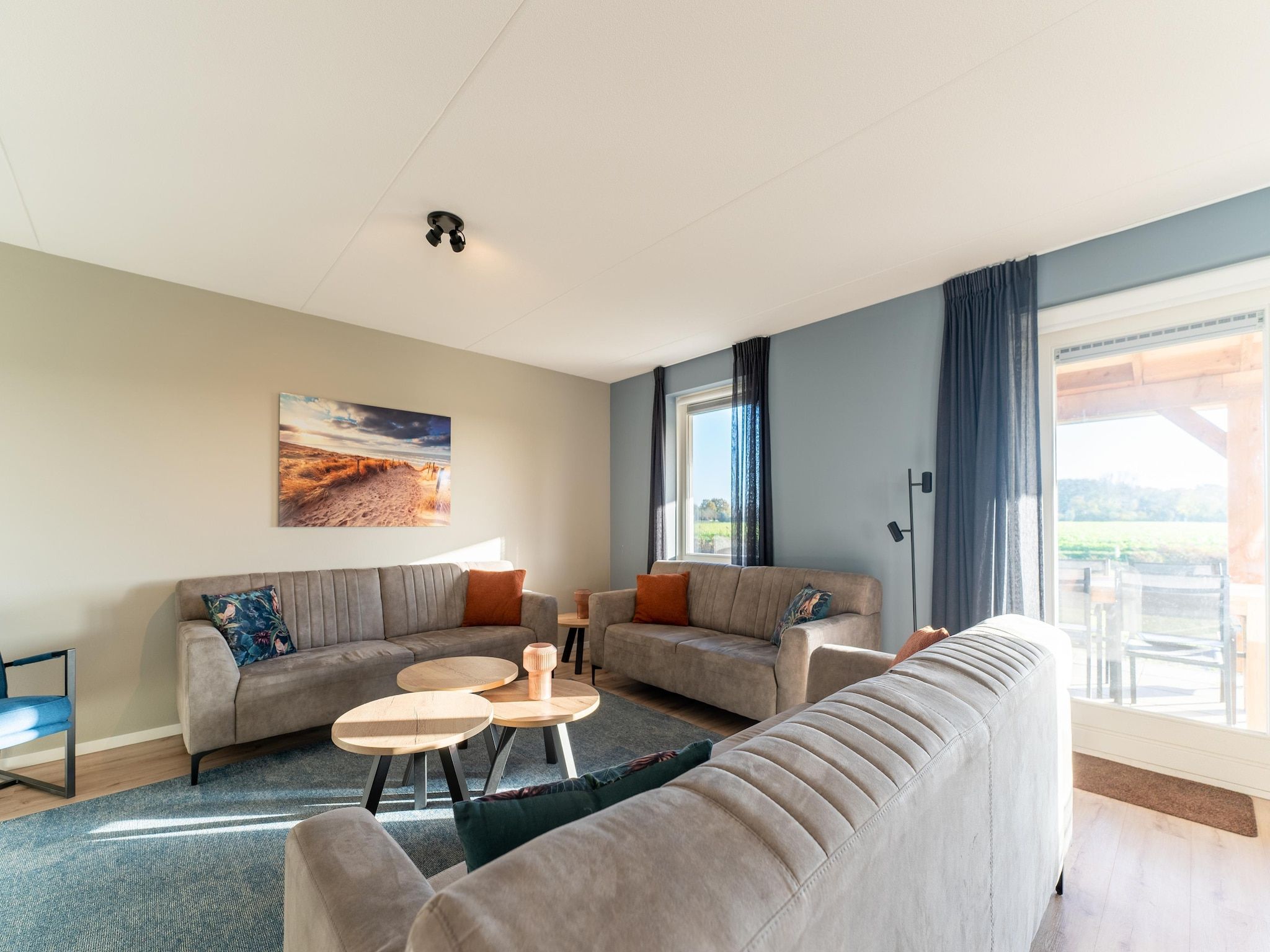 De woonkamer van De Roodborst Huis Nr 31 in Scherpenisse