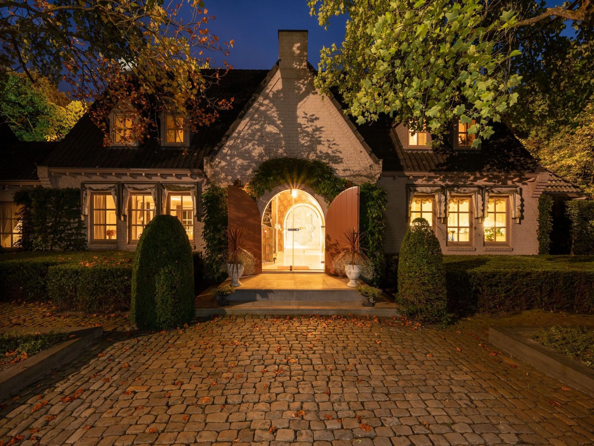 De buitenkant van Villa Loonse Duinen in Drunen