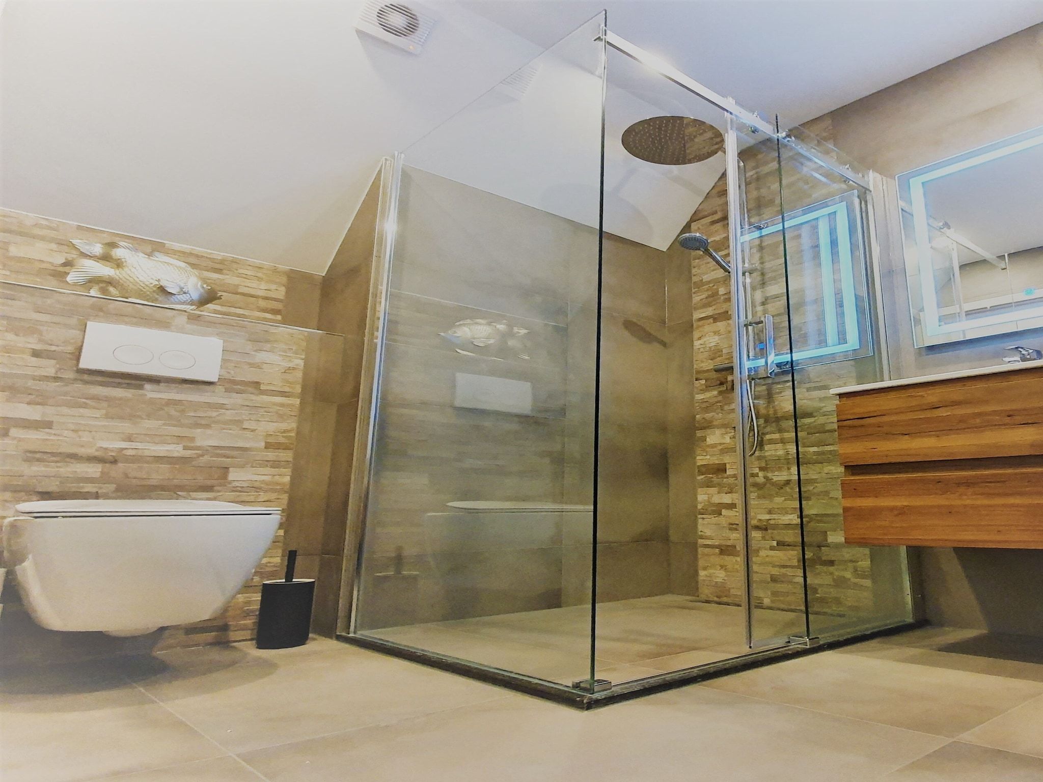 De badkamer van Villa Loonse Duinen in Drunen