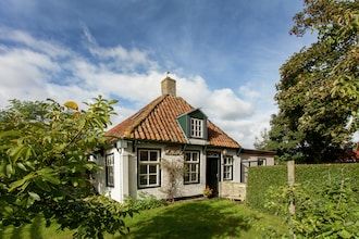 Huisje in Nes-Ameland bij Kust in Nes-Ameland