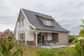 Villa in Klein Vink met Thermaalbad toegang in Arcen