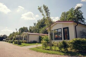 Chalet Retreat aan de rivier in Zuna