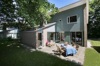 Duinvilla in Kijkduin met Sauna in Den Haag